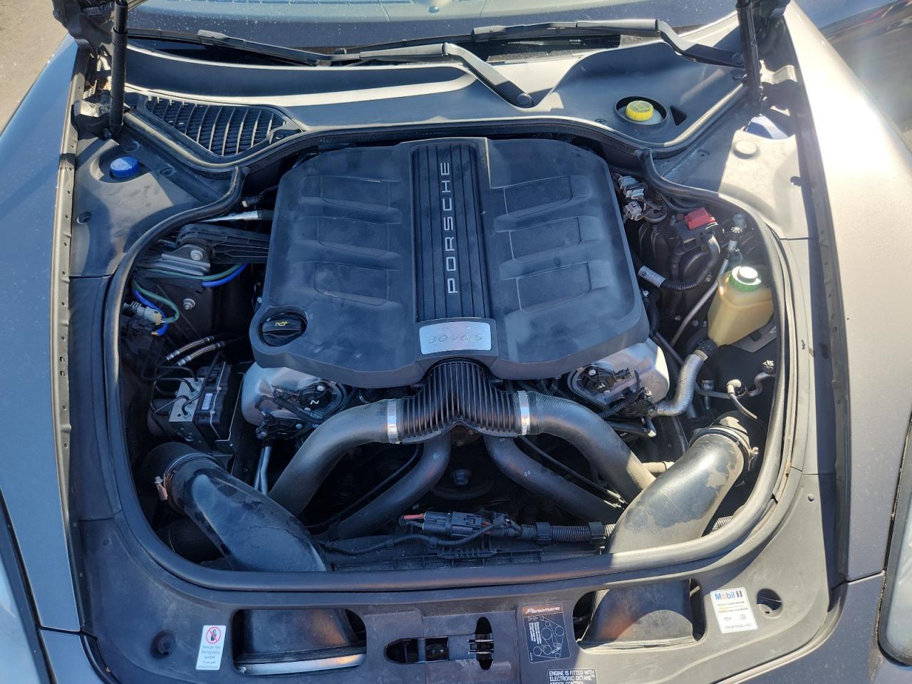 2015 Porsche Panamera 4S Executive VIN: WP0BB2A77FL060004 Lot: 82321925