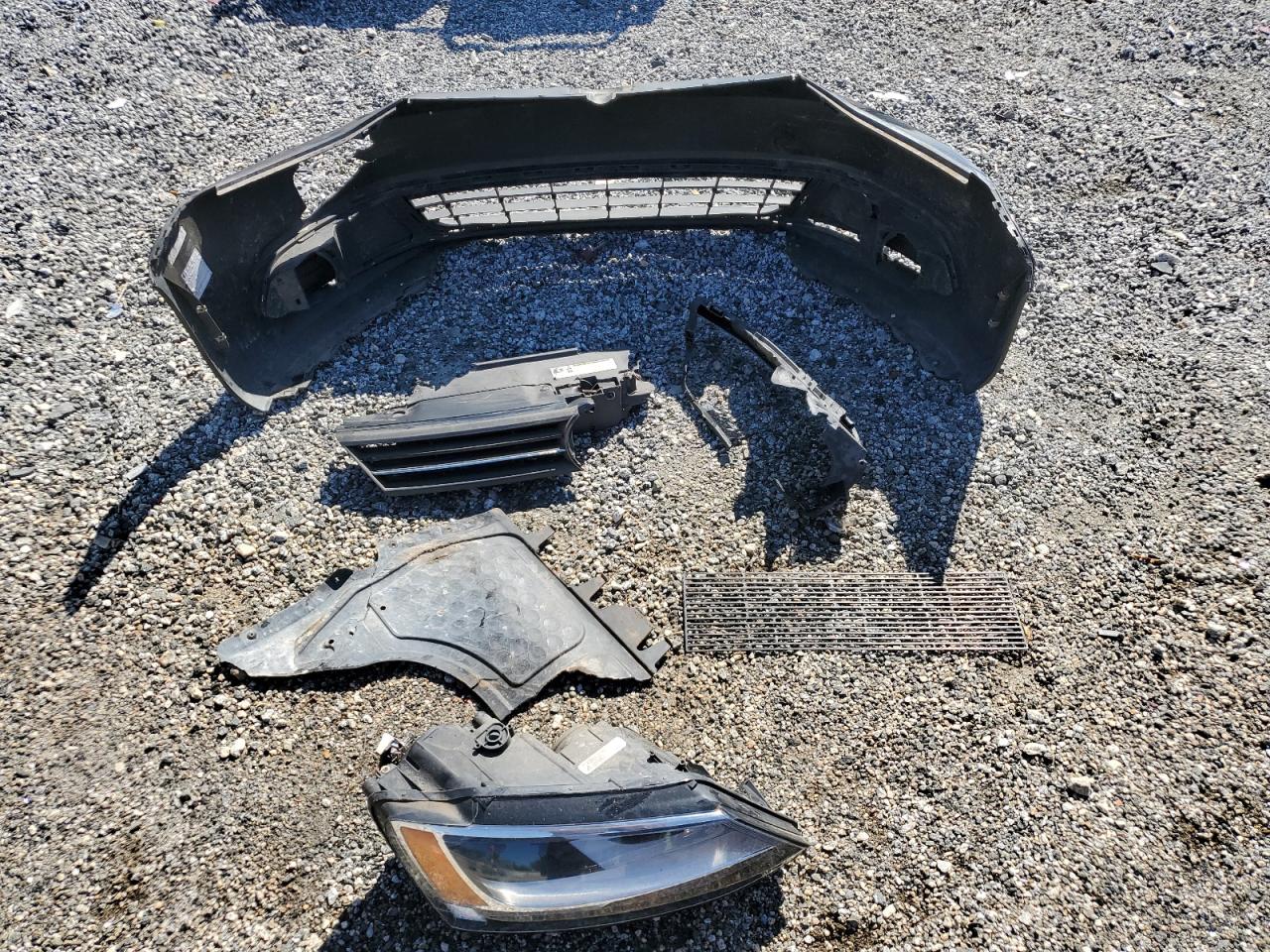 2014 Volkswagen Jetta Base VIN: 3VW2K7AJ1EM383855 Lot: 84776735