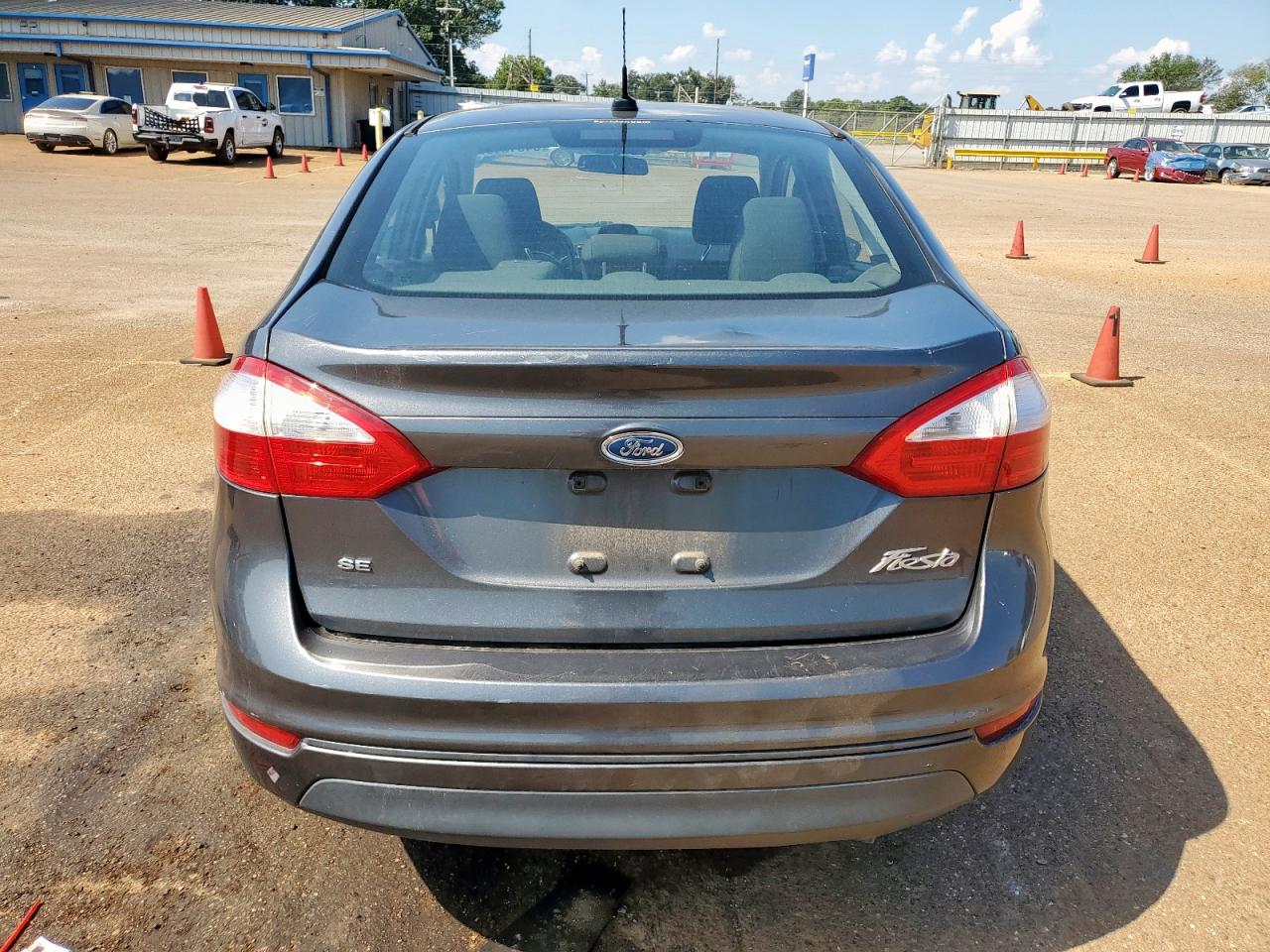 2016 Ford Fiesta Se VIN: 3FADP4BJ4GM104627 Lot: 84816185