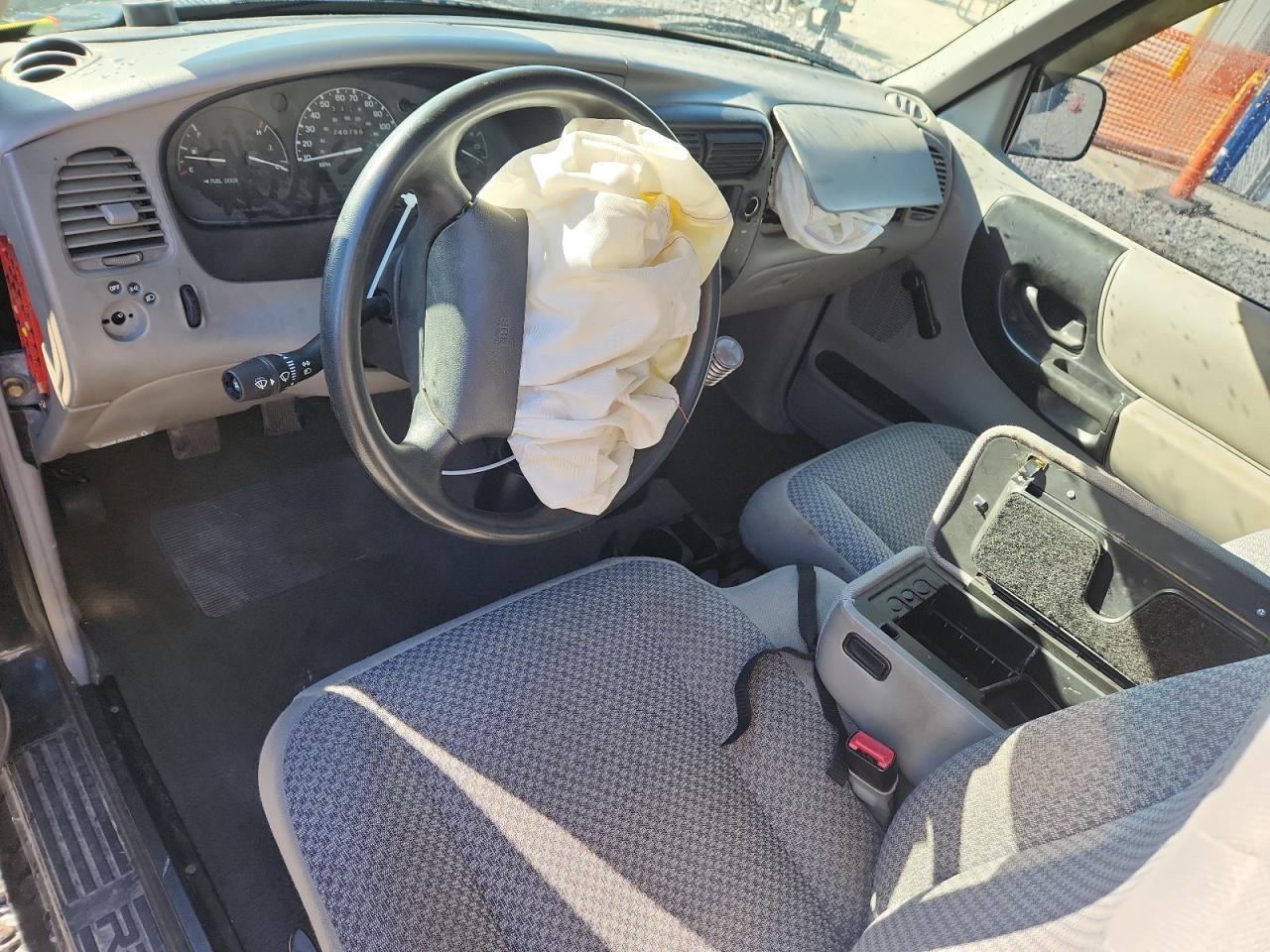 2000 Ford Ranger VIN: 1FTYR10C7YPB29784 Lot: 90239895