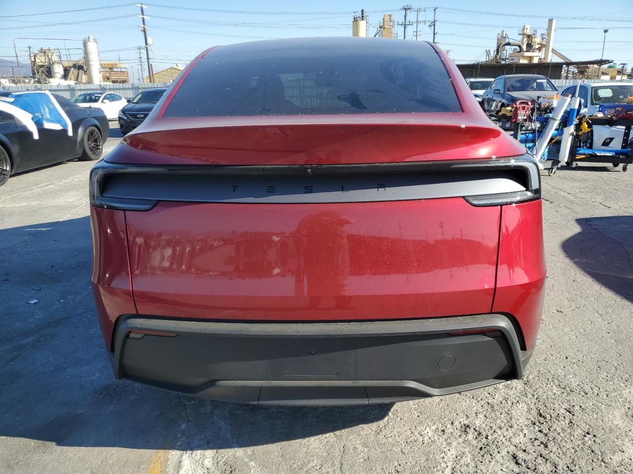 2026 Tesla Model Y VIN: 7SAYGDED9TA425479 Lot: 86140445