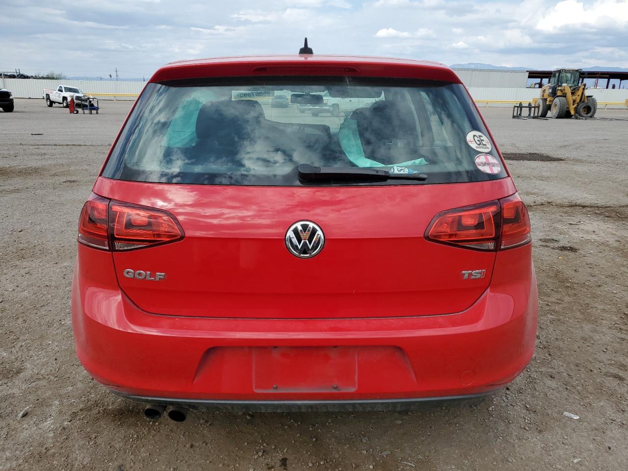 2015 Volkswagen Golf 4D 1. VIN: 3VW117AU2FM075927 Lot: 85007895