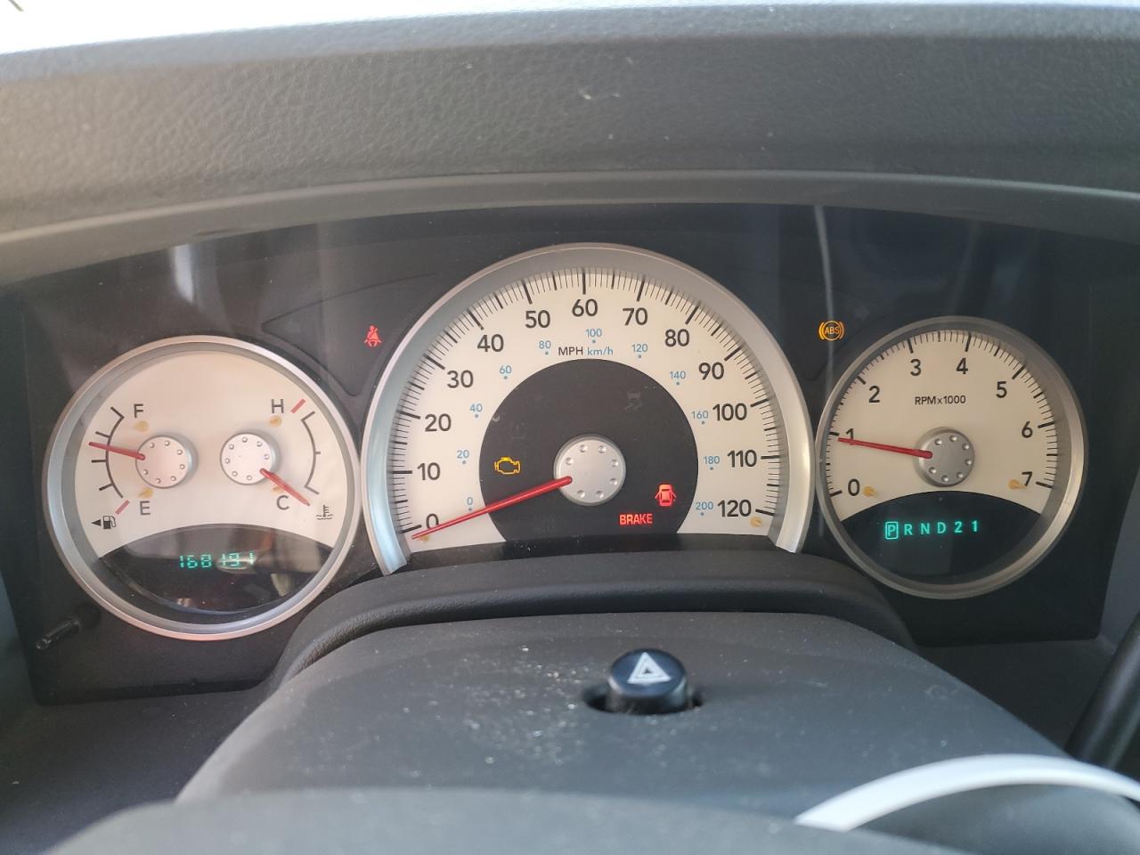 2004 Dodge Durango Slt VIN: 1D4HB48D04F108992 Lot: 82477835