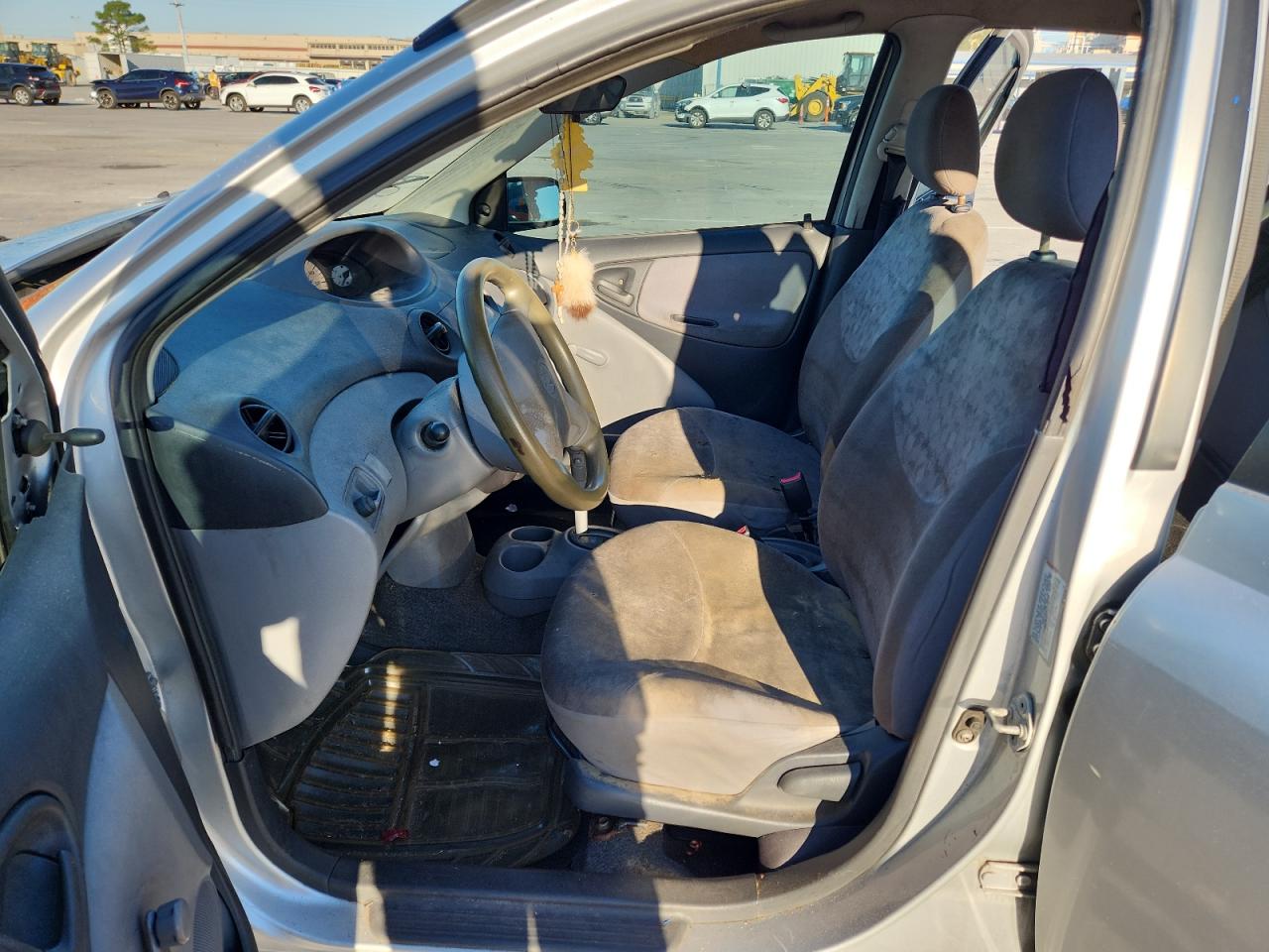 2001 Toyota Echo VIN: JTDBT123210188423 Lot: 90879885