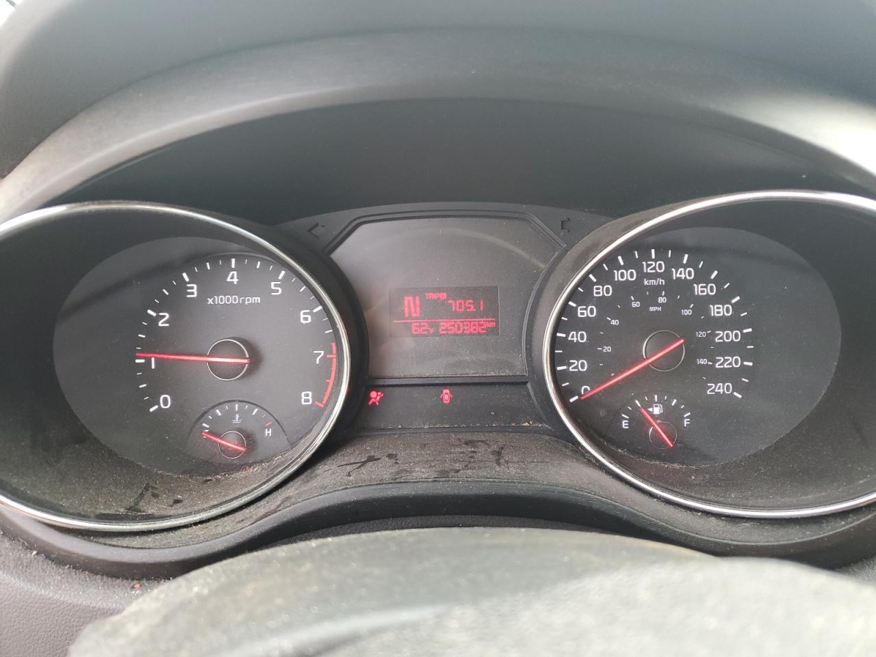 2016 Kia Sedona Lx VIN: KNDMB5C10G6087967 Lot: 82390955