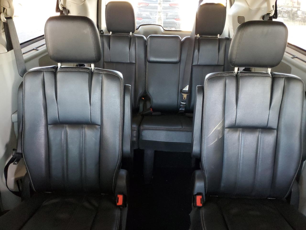 2013 Chrysler Town & Country Touring VIN: 2C4RC1BG8DR767668 Lot: 82379485