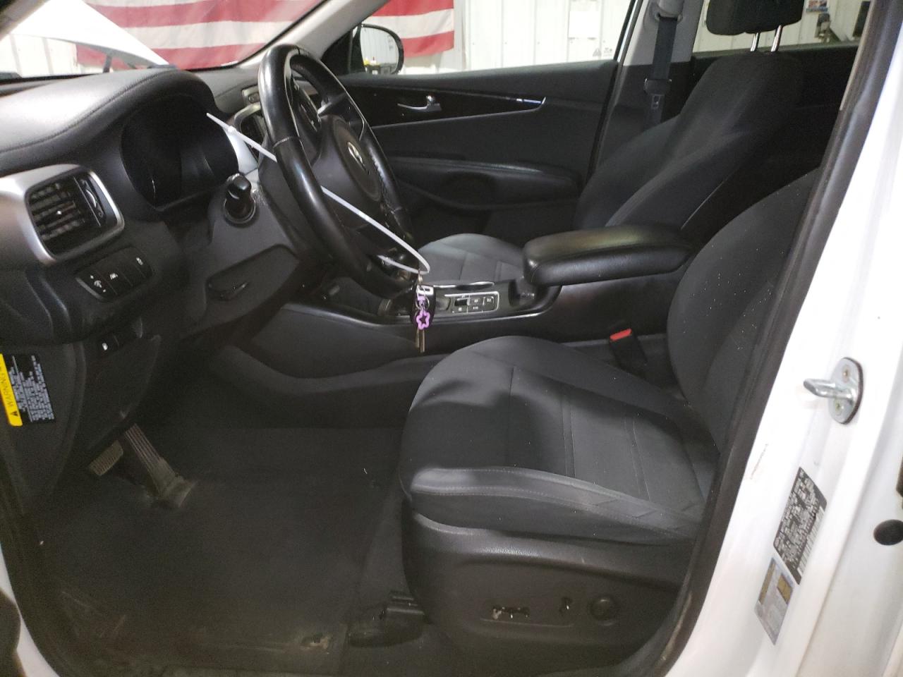 2017 Kia Sorento Lx VIN: 5XYPGDA34HG246677 Lot: 82369605