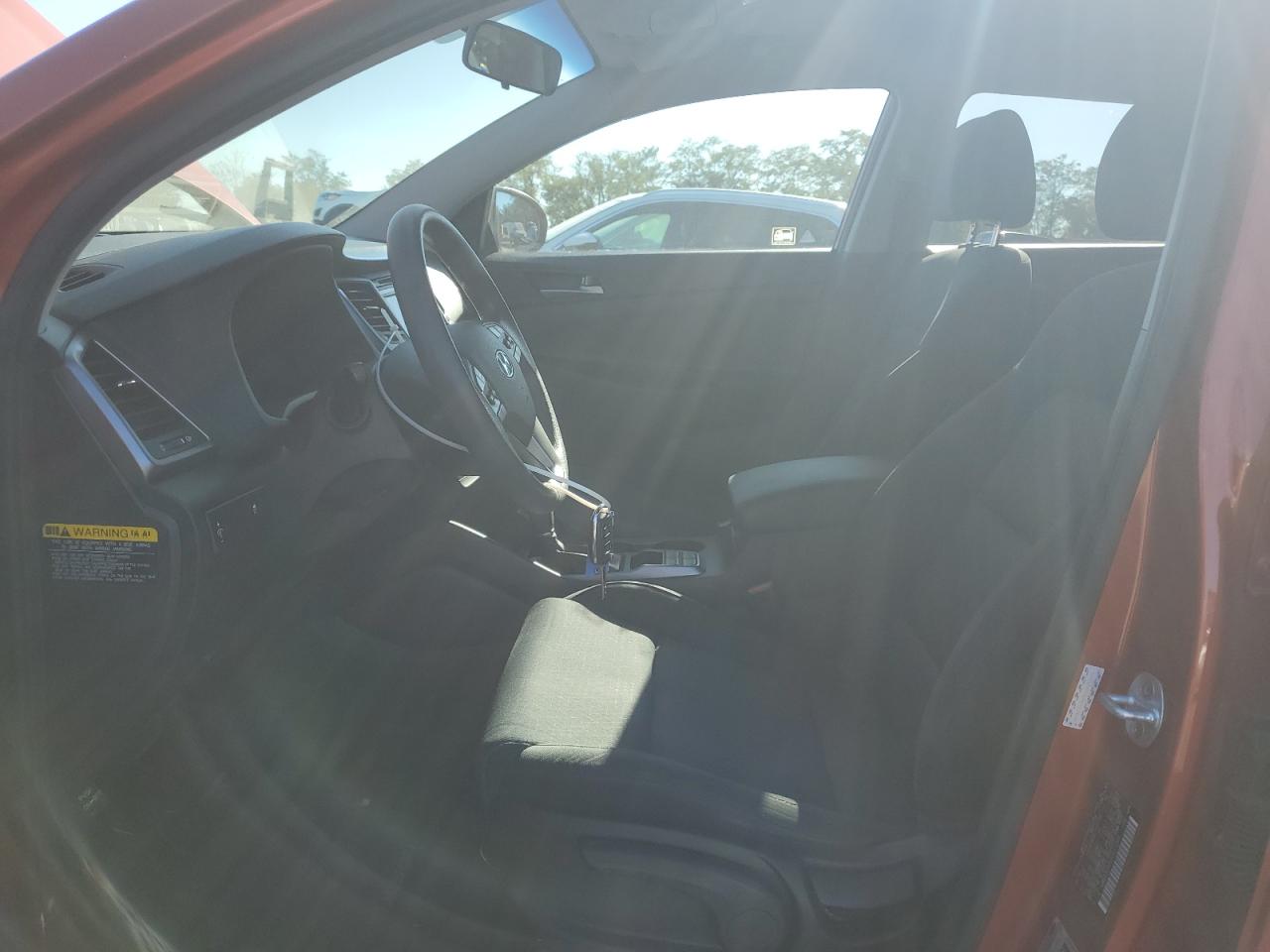 2018 Hyundai Tucson Se VIN: KM8J2CA40JU611265 Lot: 85830135