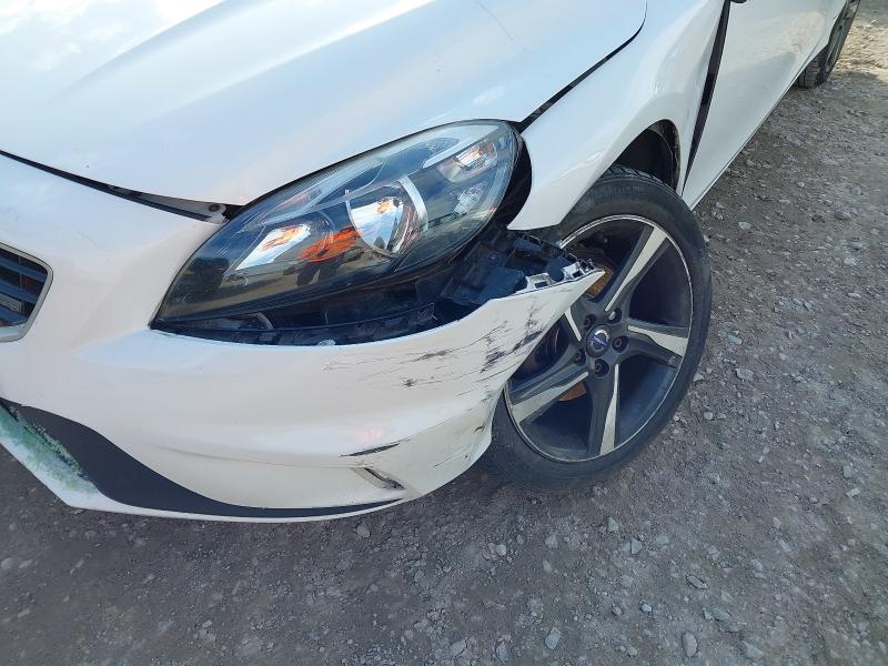 2014 VOLVO V40 D2 R DESIGN 5DR