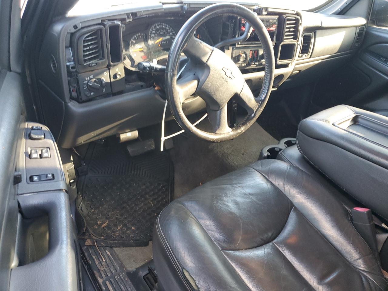 2006 Chevrolet Silverado C1500 VIN: 2GCEC19V661113823 Lot: 85855985