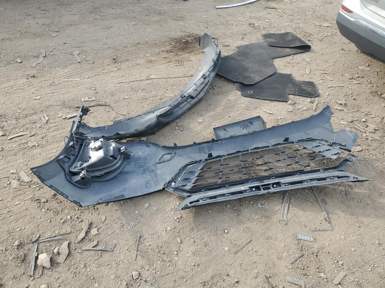 2018 Chevrolet Equinox Lt VIN: 2GNAXSEV2J6326981 Lot: 81876515