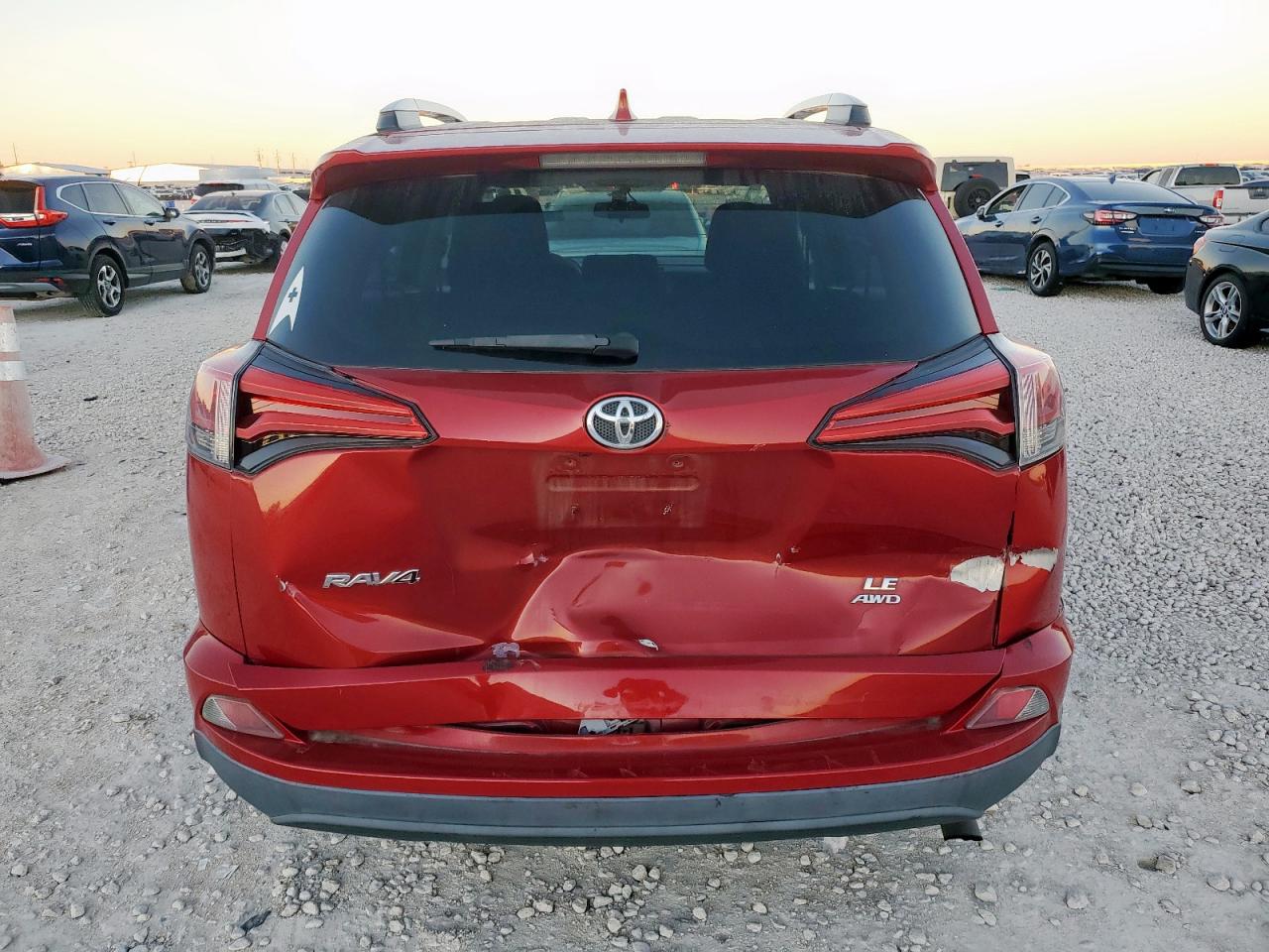 2016 Toyota Rav4 Le VIN: 2T3BFREV1GW438967 Lot: 90126225