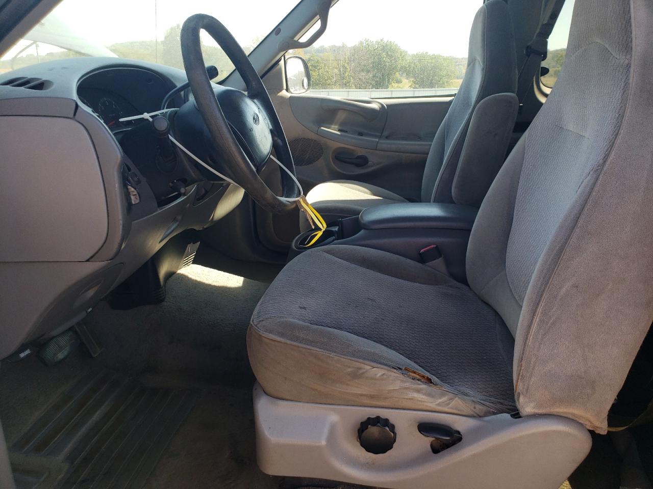 1998 Ford F150 VIN: 1FTZX17WXWNB39390 Lot: 84896995