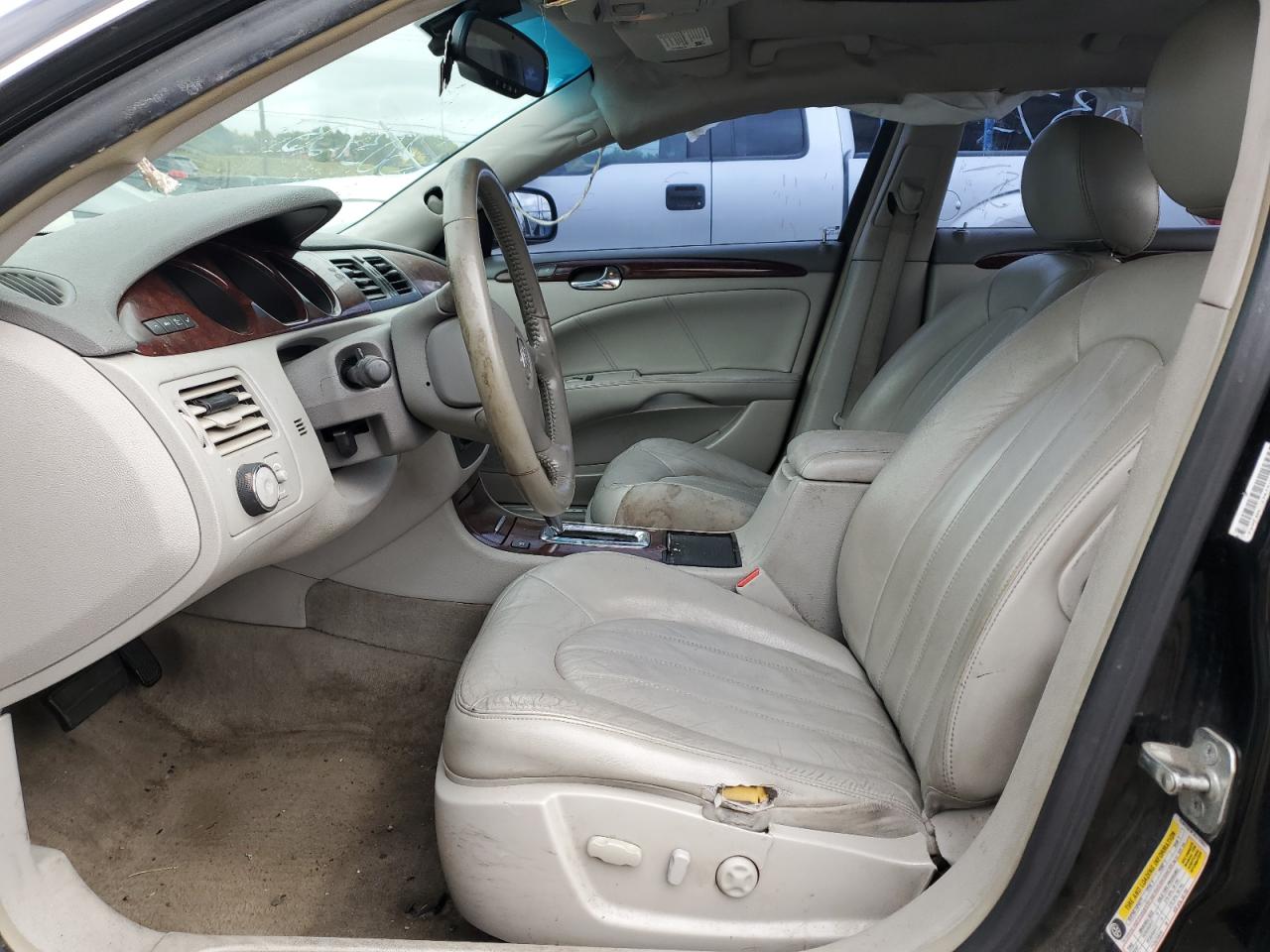 2010 Buick Lucerne Cxl VIN: 1G4HC5EM1AU120897 Lot: 84463595