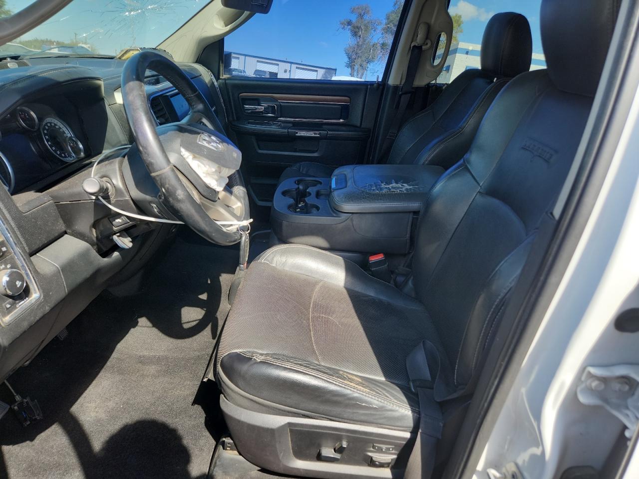 2016 Ram 1500 Laramie VIN: 1C6RR7NT6GS178378 Lot: 82214015