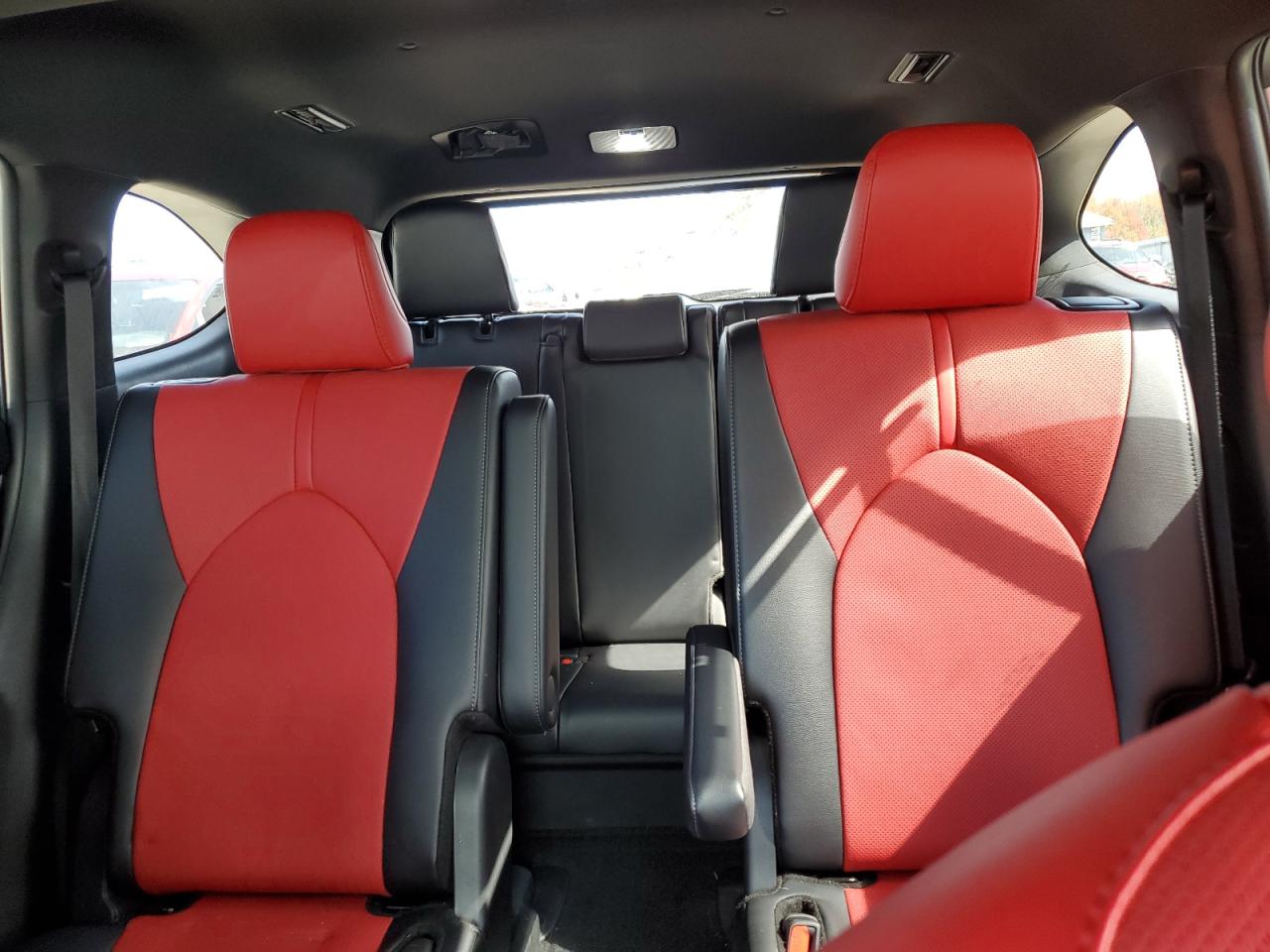 2024 Toyota Highlander Le VIN: 5TDKDRBH1RS545848 Lot: 85115245