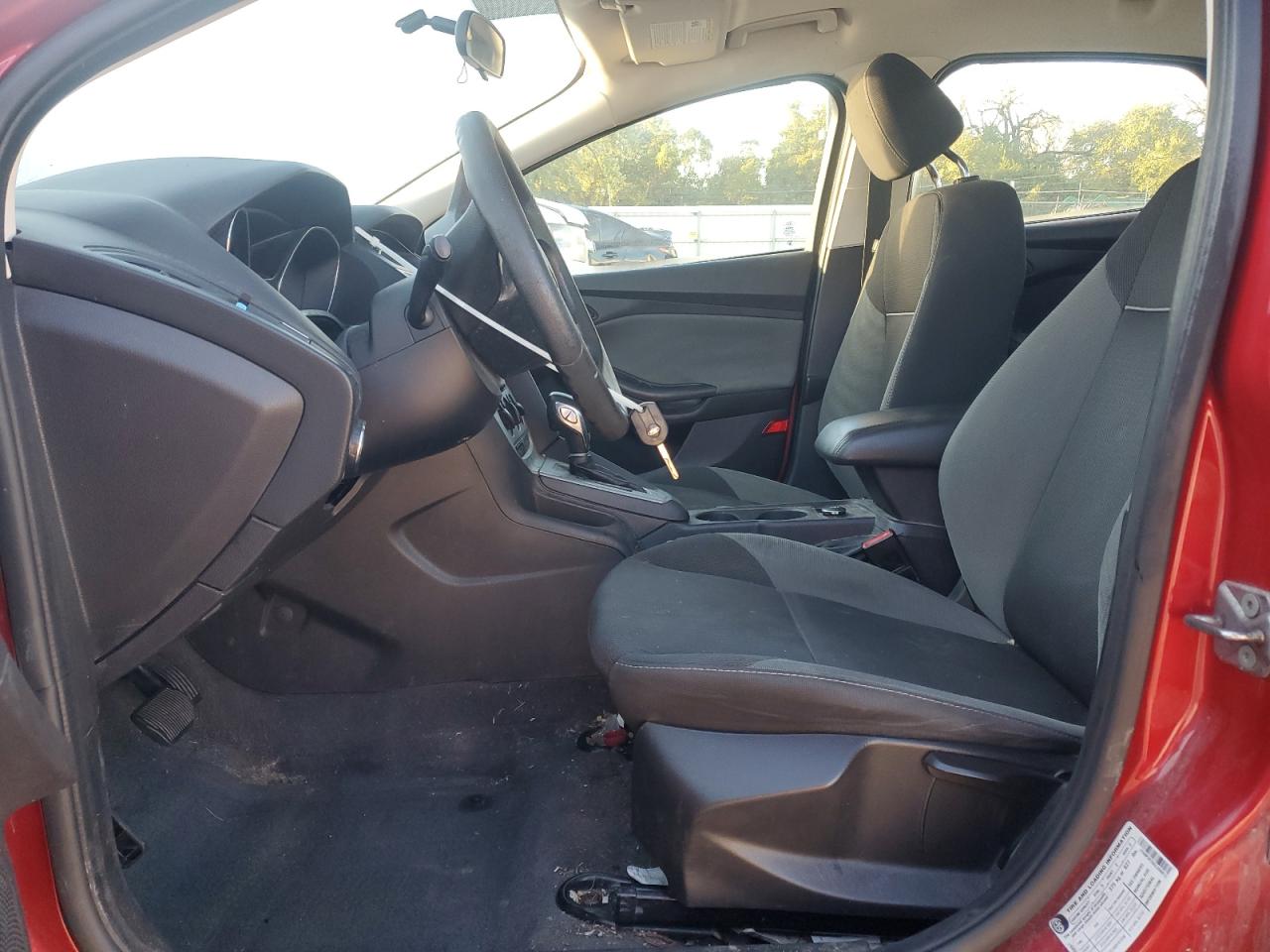 2012 Ford Focus Se VIN: 1FAHP3F25CL255812 Lot: 82206555