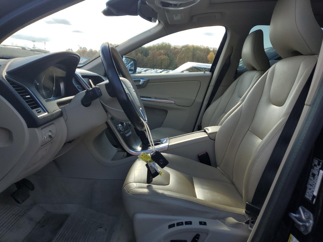 2015 Volvo Xc60 T5 Premier VIN: YV4612RK3F2739848 Lot: 89794455