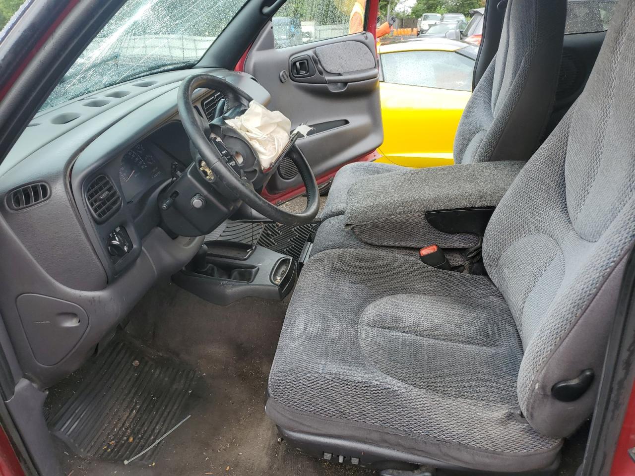 1999 Dodge Dakota VIN: 1B7GG22Y2XS104285 Lot: 84239595