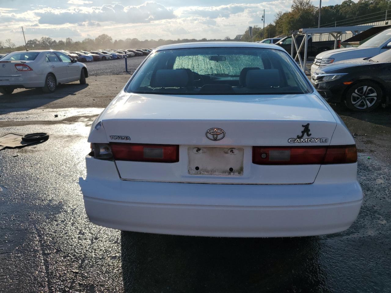 1999 Toyota Camry Ce VIN: 4T1BG22K4XU881380 Lot: 87276975