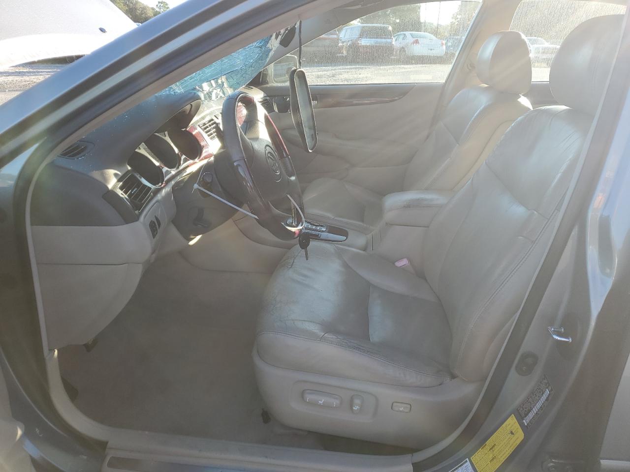 2004 Lexus Es 330 VIN: JTHBA30G940015640 Lot: 87218445