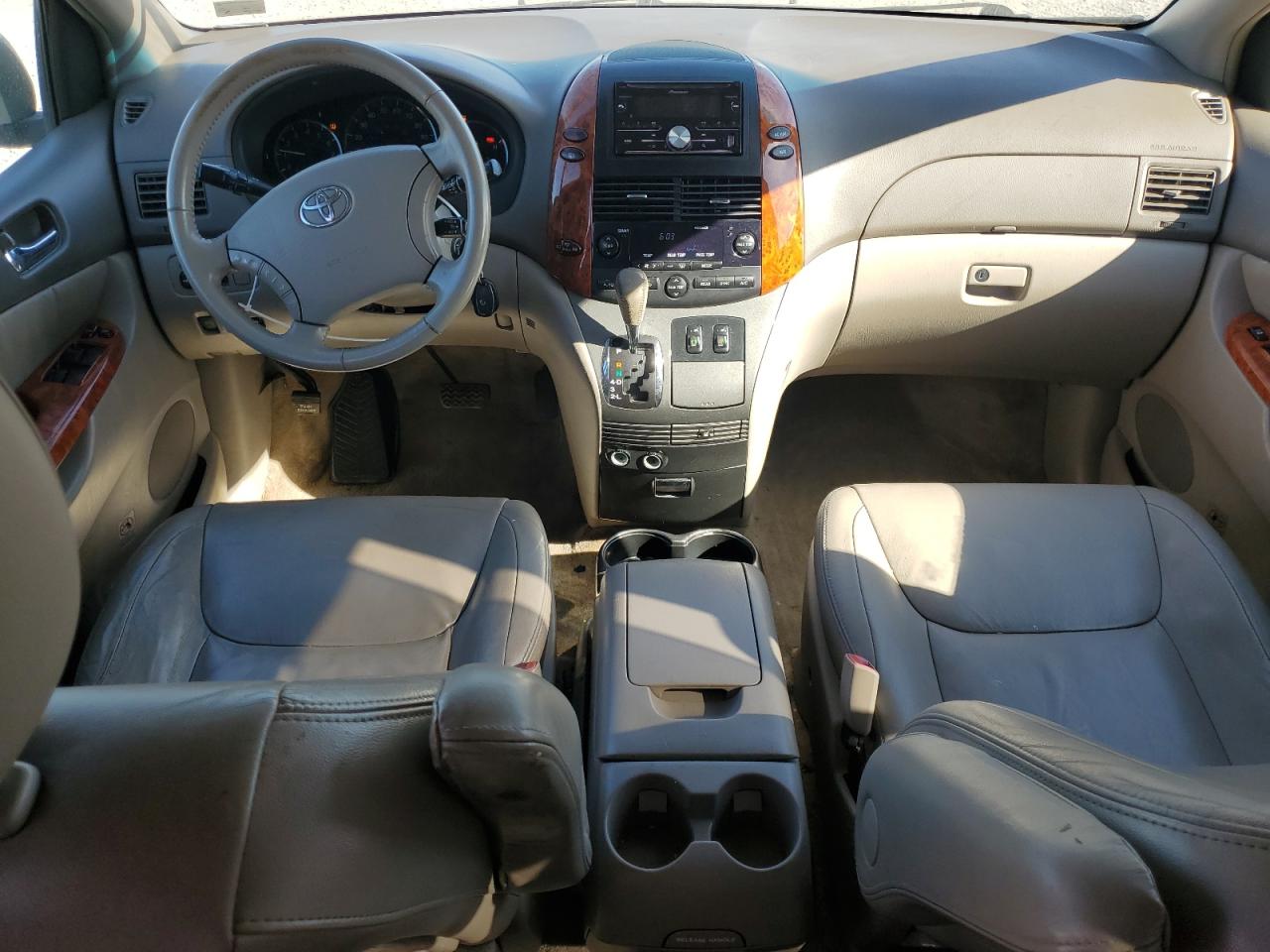 2009 Toyota Sienna Xle VIN: 5TDBK22CX9S027058 Lot: 86182025
