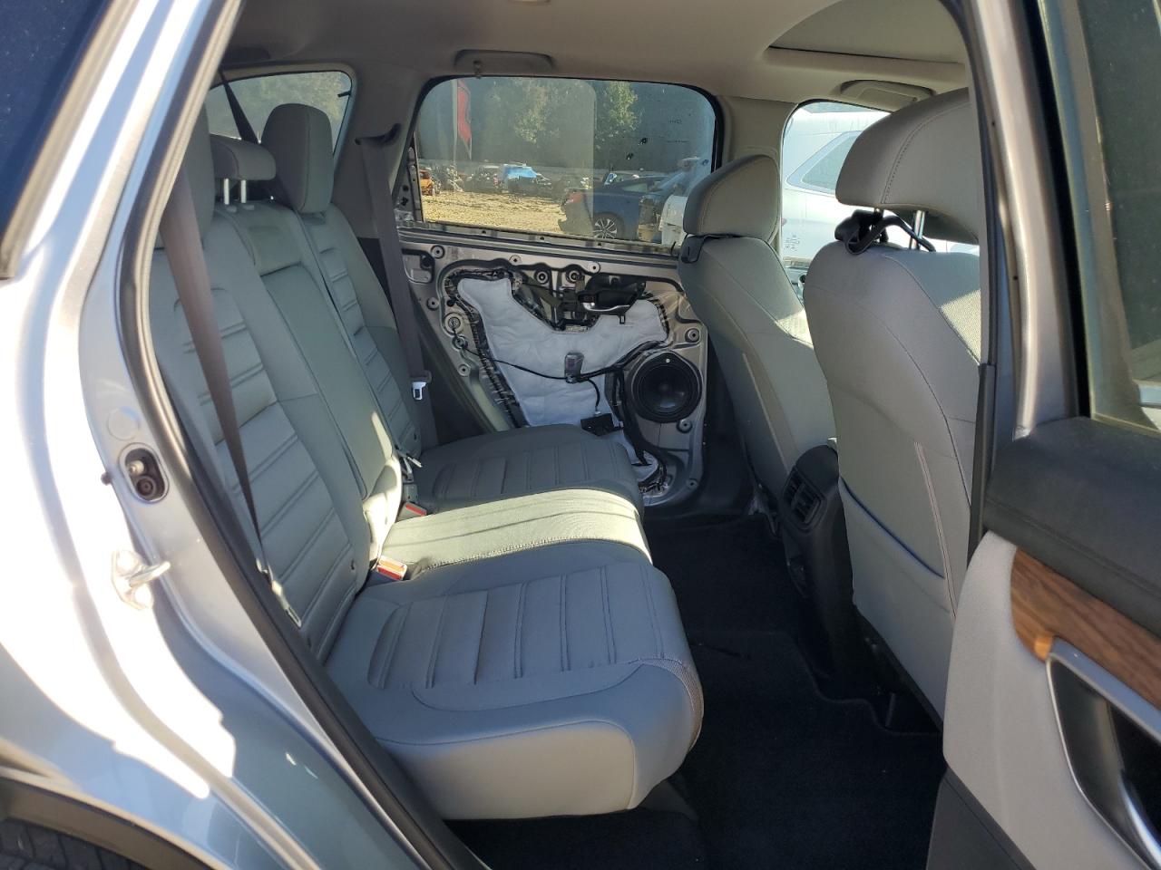 2019 Honda Cr-V Ex VIN: 7FARW2H53KE041281 Lot: 84070295