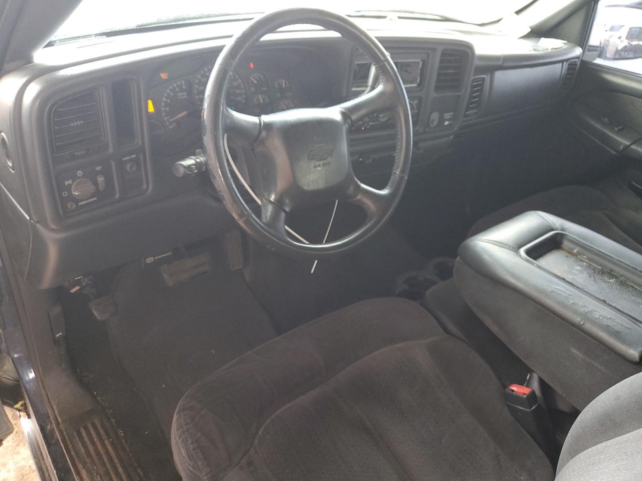 2002 Chevrolet Silverado C1500 VIN: 2GCEC19V821368757 Lot: 82402475