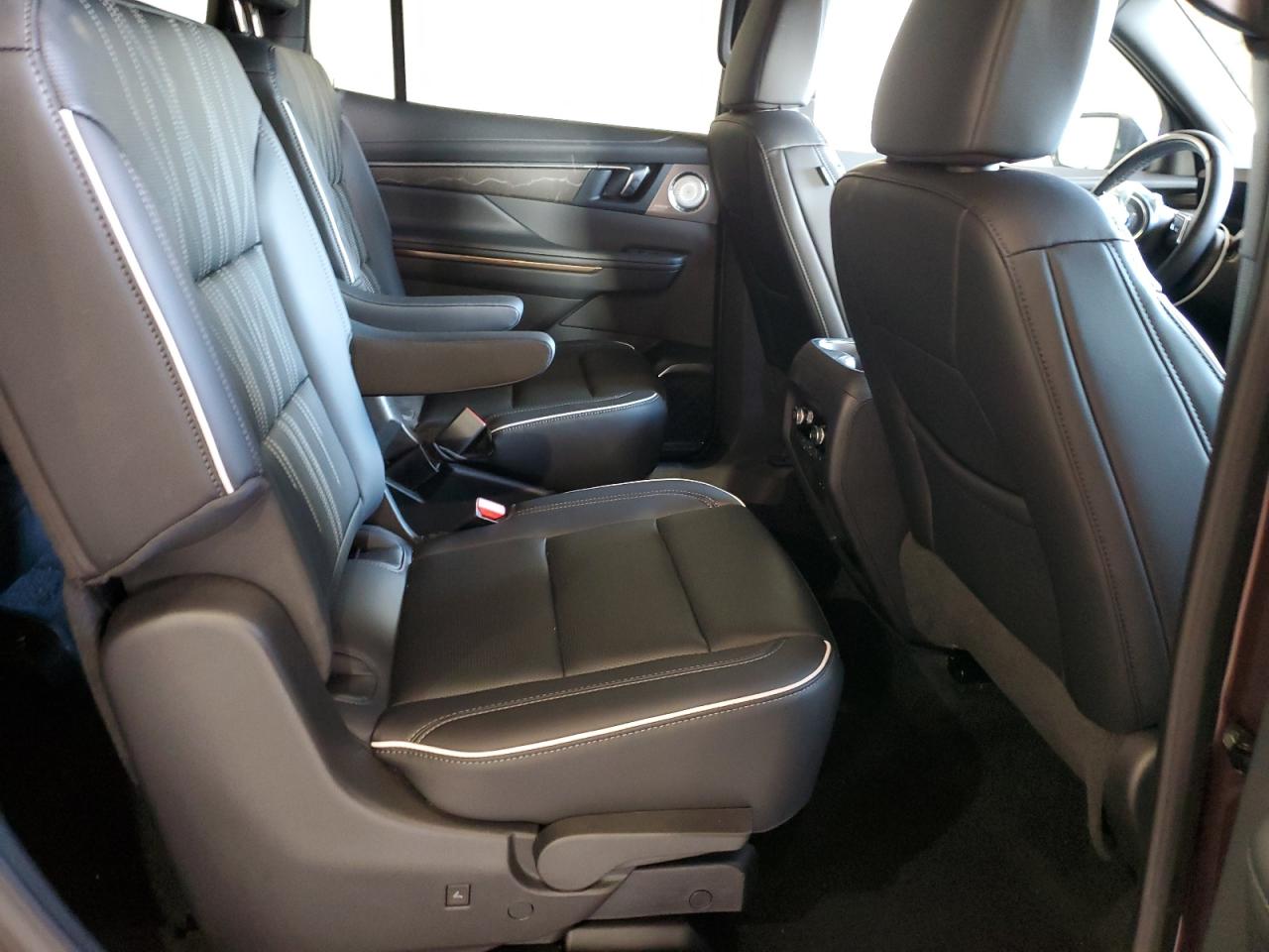 2025 Buick Enclave Avenir VIN: 5GAEVCRS8SJ284117 Lot: 86150305