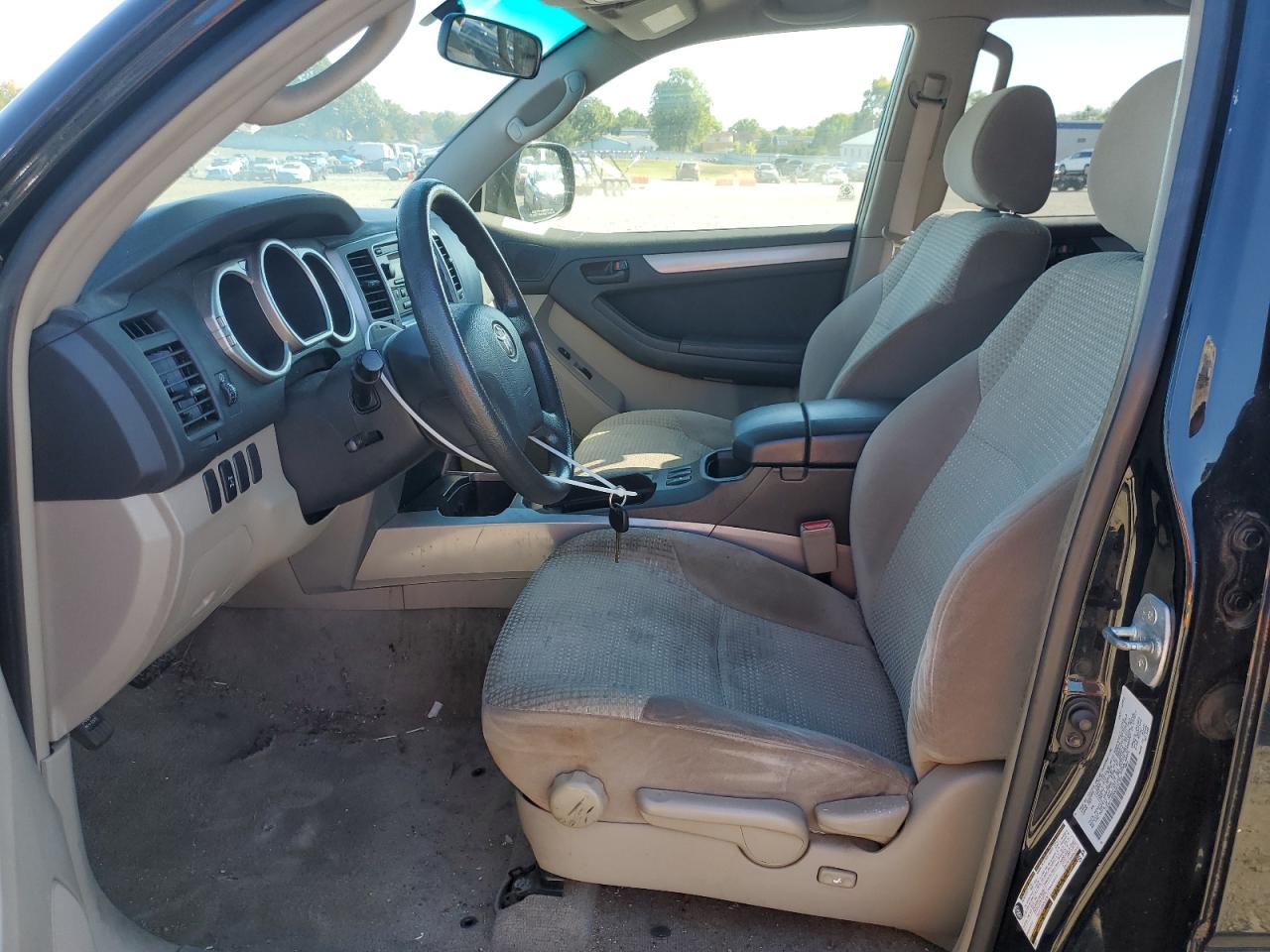 2004 Toyota 4Runner Sr5 VIN: JTEBU14RX40031334 Lot: 81802625