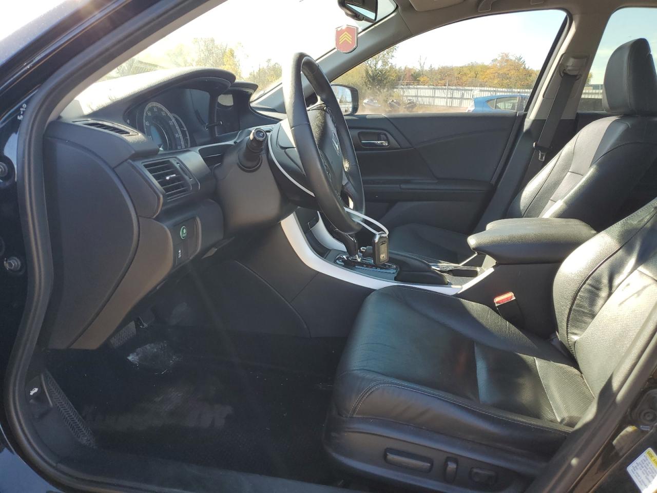 2015 Honda Accord Exl VIN: 1HGCR2F84FA194404 Lot: 82457105