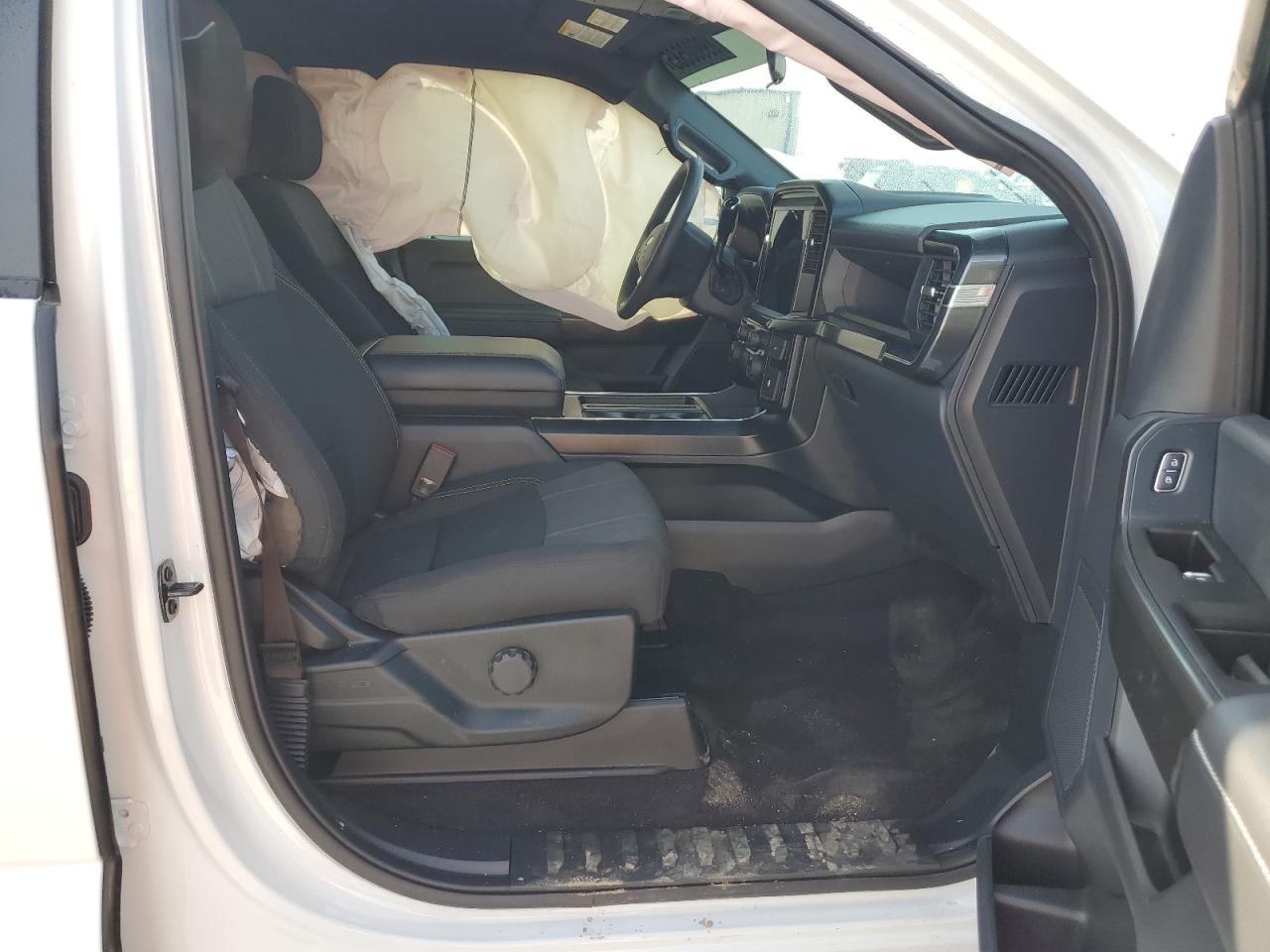 2025 Ford F150 Stx VIN: 1FTEW2KP0SKD45241 Lot: 89900585