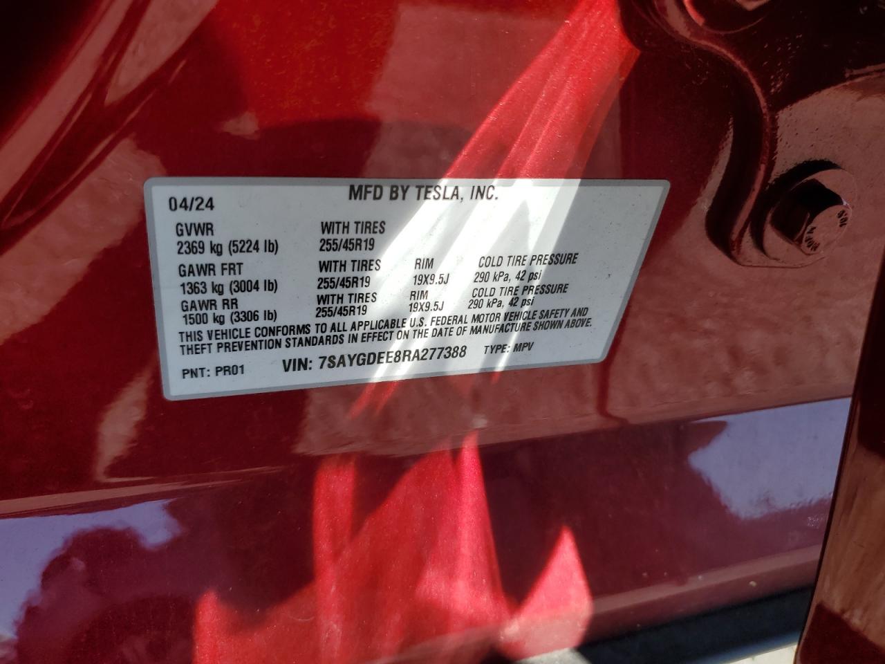 2024 Tesla Model Y VIN: 7SAYGDEE8RA277388 Lot: 81864655