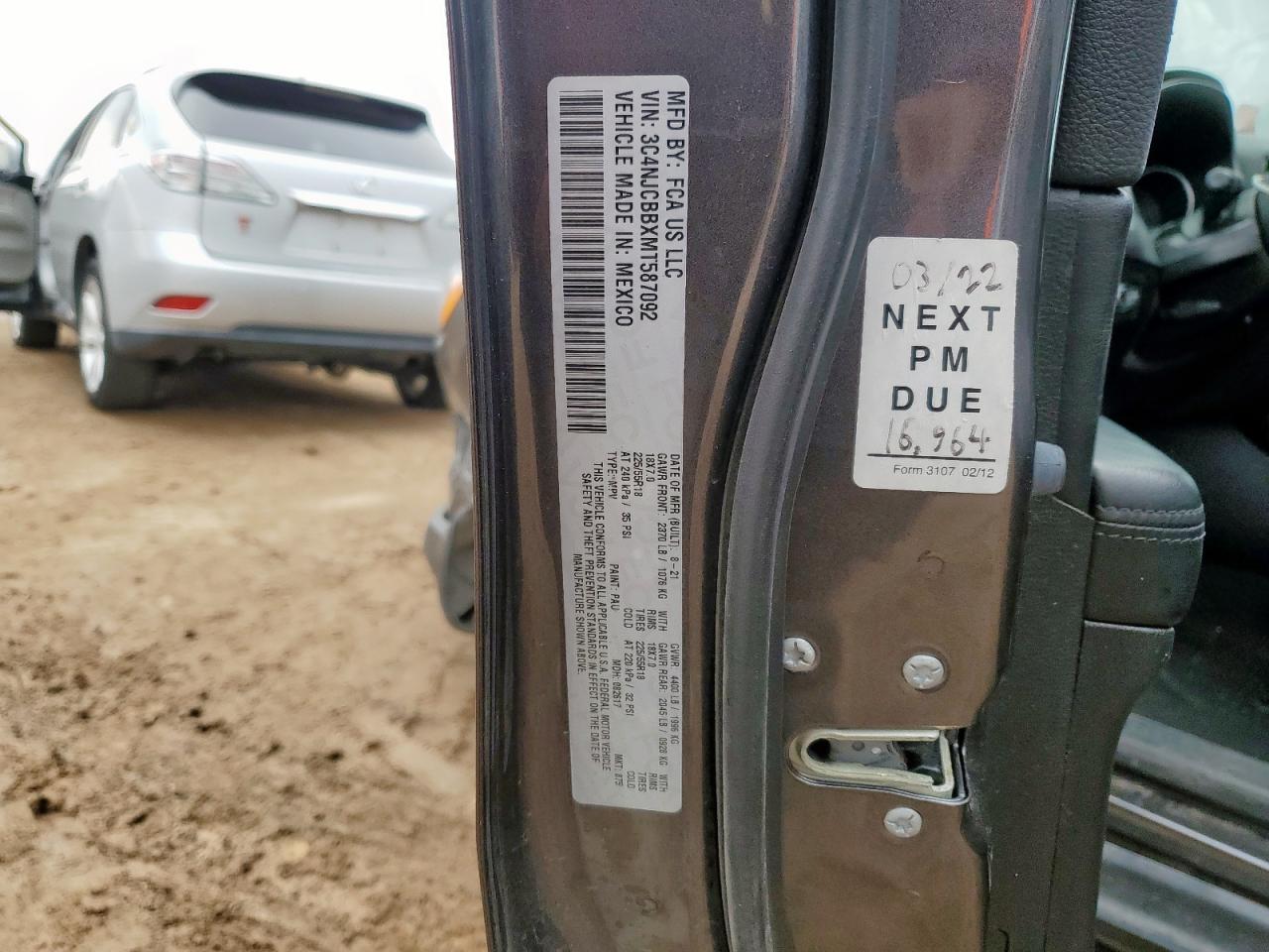 2021 Jeep Compass Latitude VIN: 3C4NJCBBXMT587092 Lot: 82181945