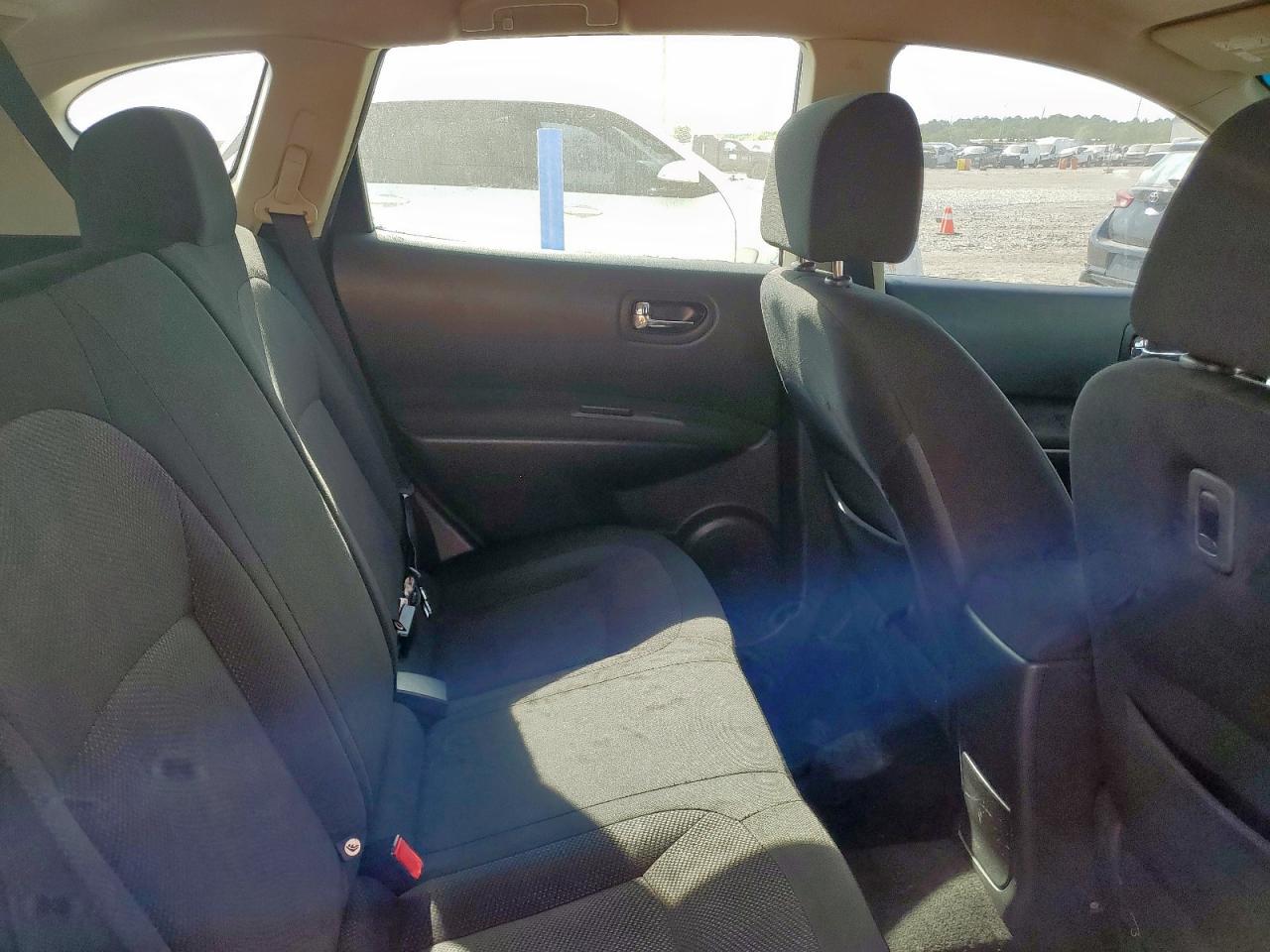 2011 Nissan Rogue S VIN: JN8AS5MT8BW574995 Lot: 82365505