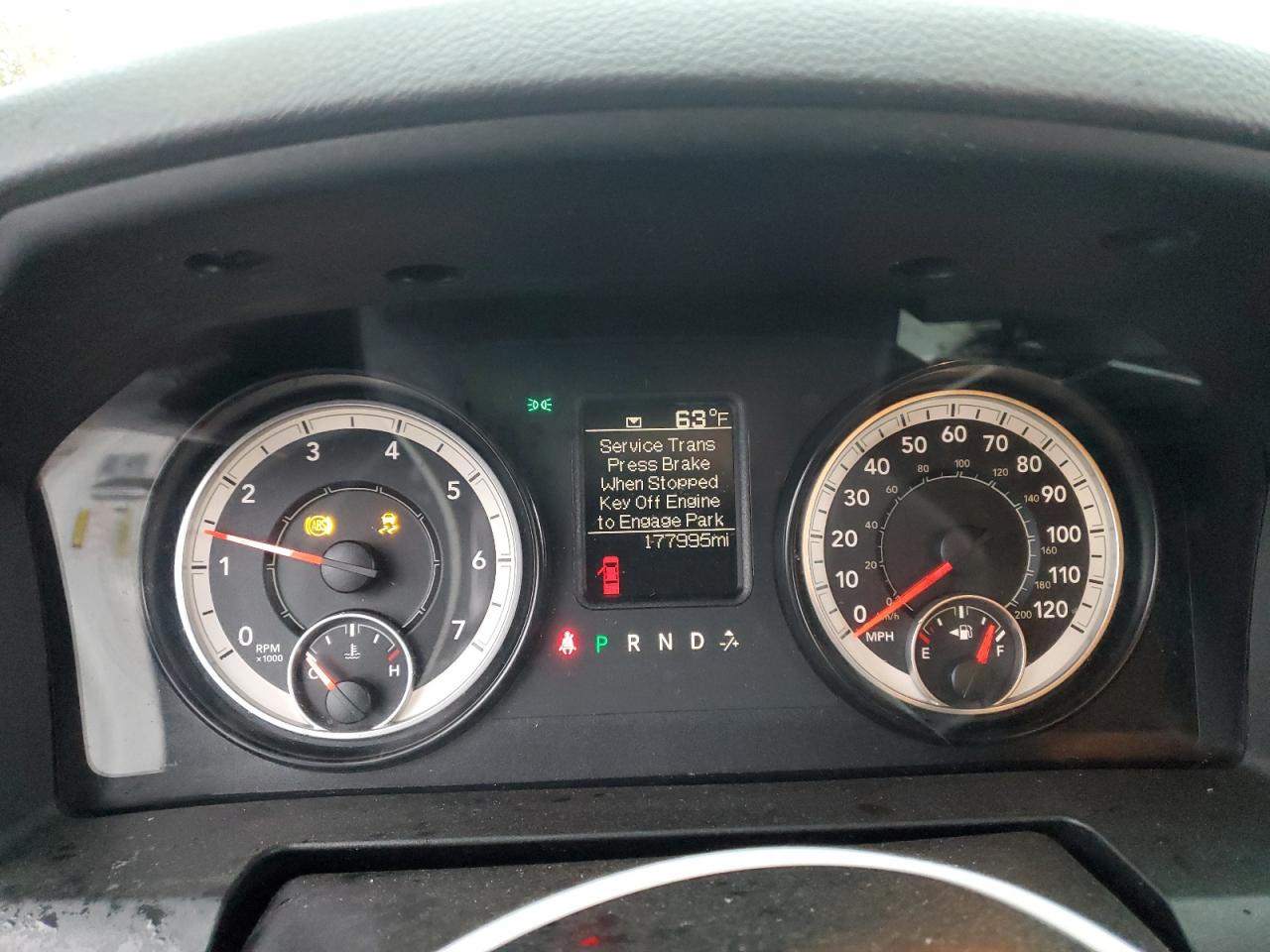 2016 Ram 1500 St VIN: 3C6JR6DGXGG135813 Lot: 87399715