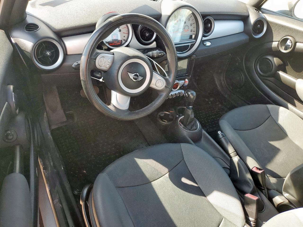 2010 Mini Cooper VIN: WMWMF3C59ATZ22109 Lot: 85523955