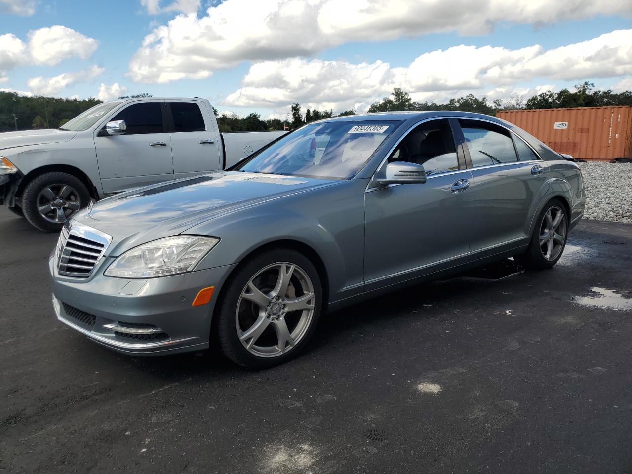 2013 Mercedes-Benz S 550