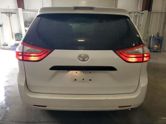  TOYOTA SIENNA 2018 Белы