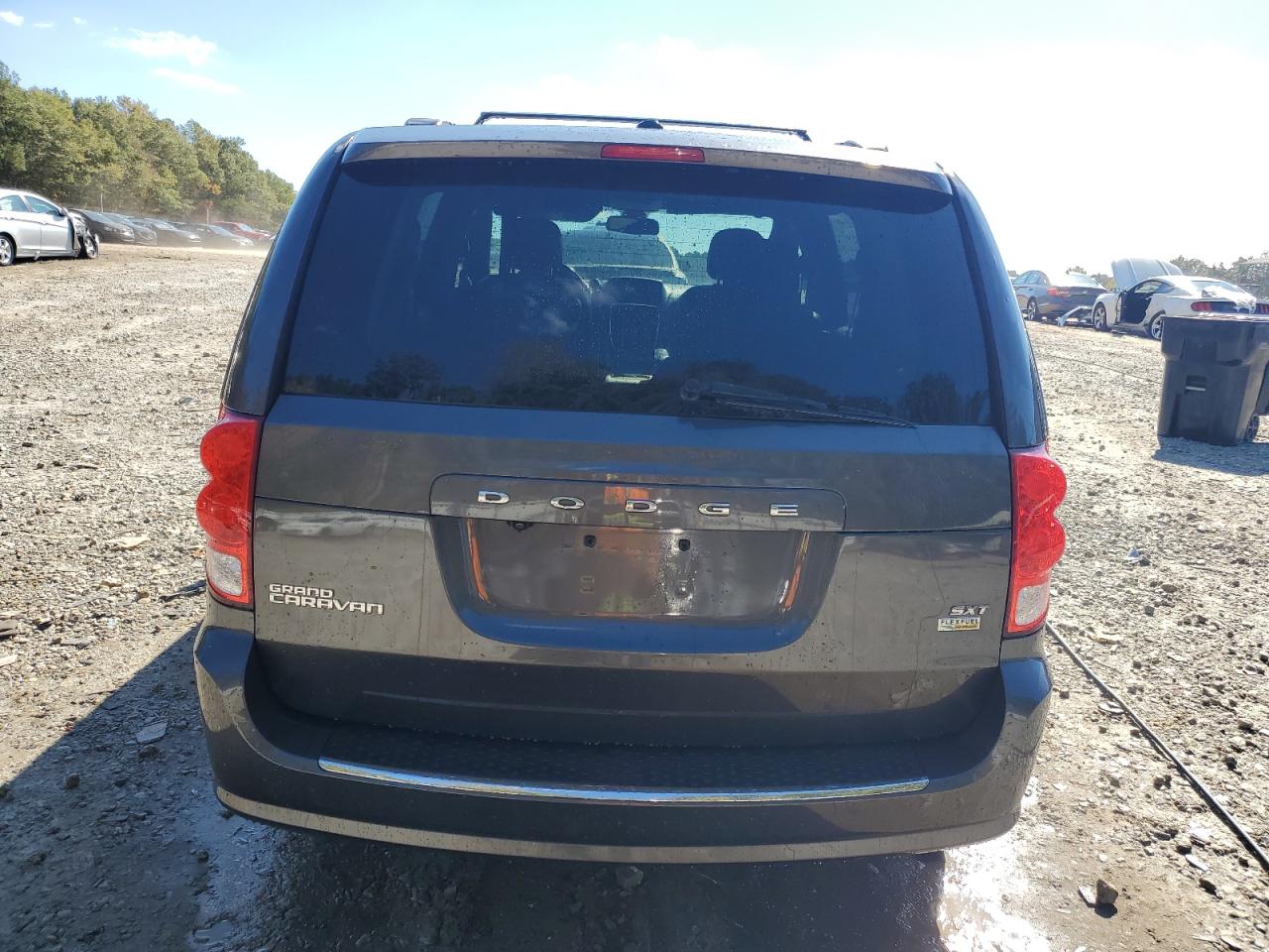 2019 Dodge Grand Caravan Sxt VIN: 2C4RDGCG0KR594465 Lot: 90063295