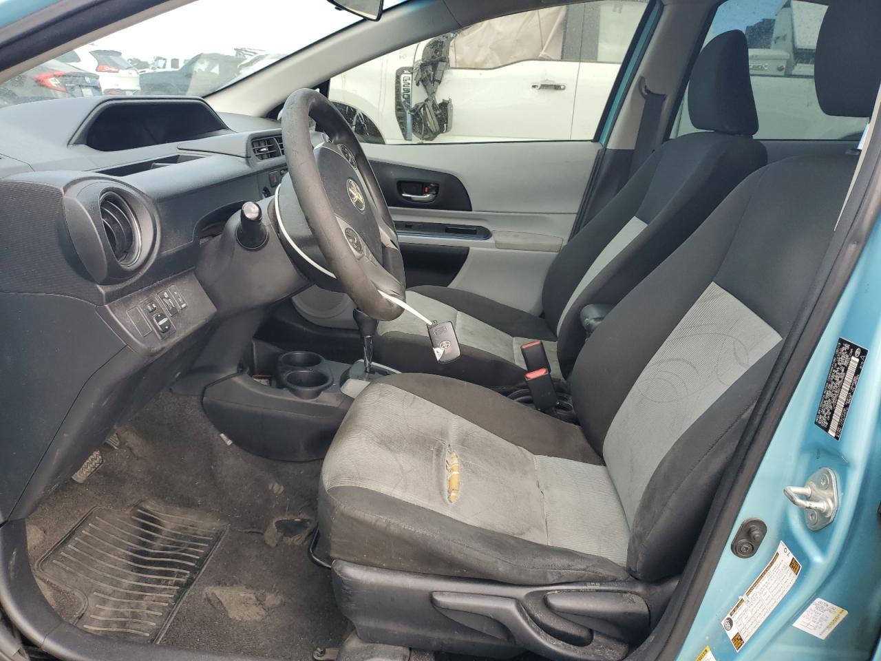 2013 Toyota Prius C VIN: JTDKDTB36D1035955 Lot: 84793595