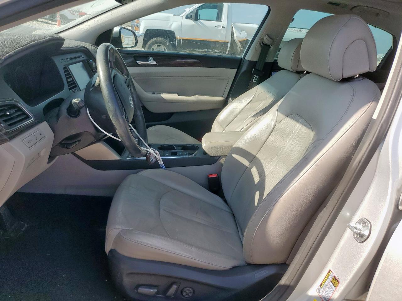 2015 Hyundai Sonata Sport VIN: 5NPE34AF1FH038453 Lot: 82203525