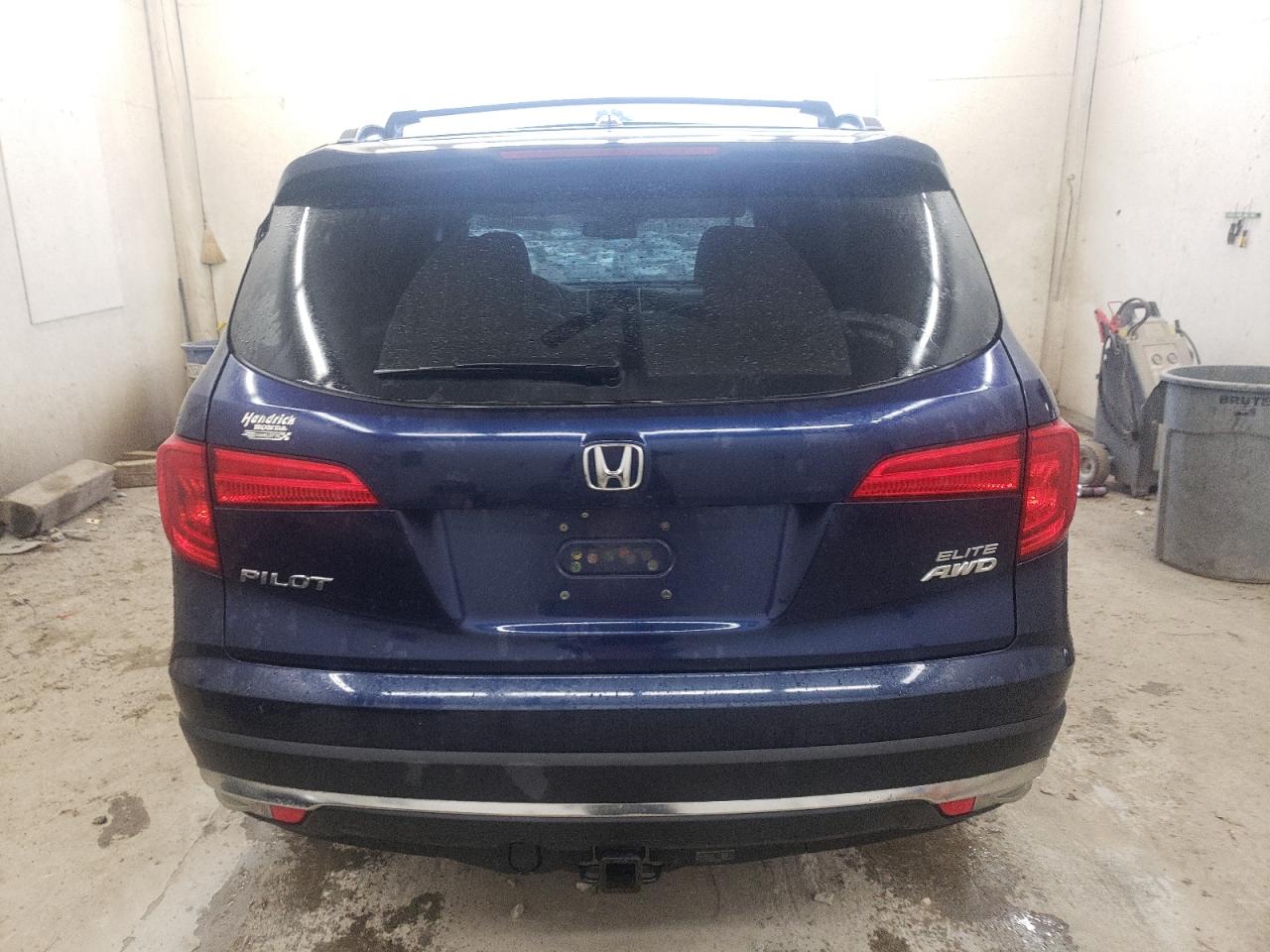2016 Honda Pilot Elite VIN: 5FNYF6H04GB036598 Lot: 90026875