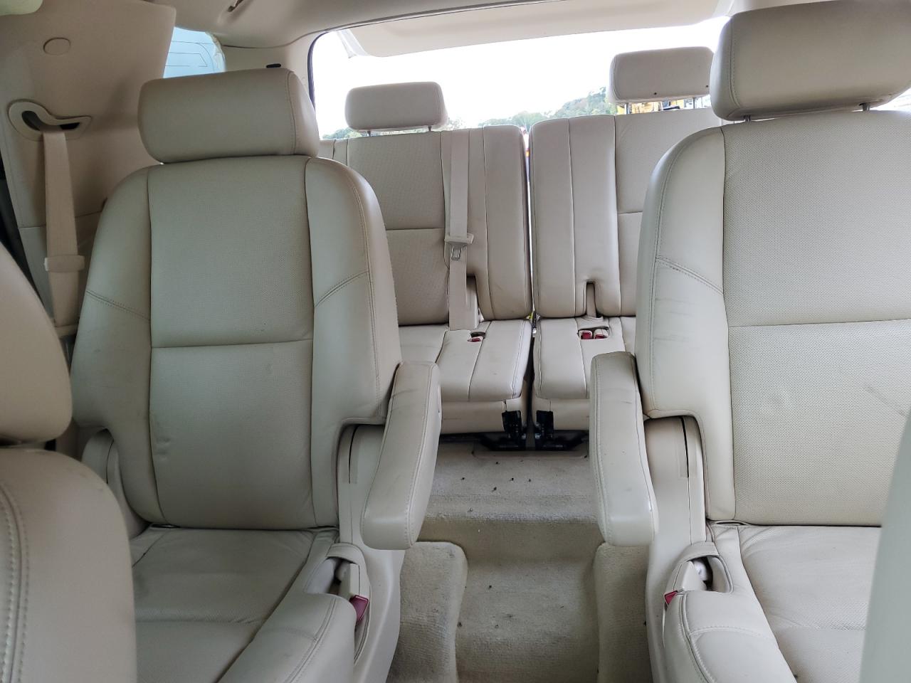 2008 Cadillac Escalade Luxury VIN: 1GYFK63858R152091 Lot: 85839285