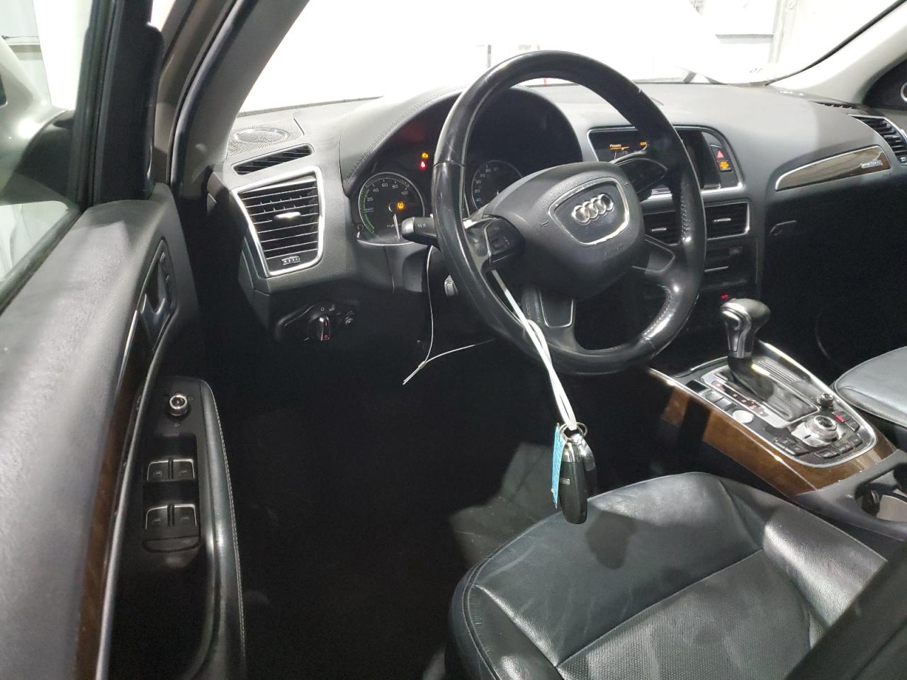 2013 Audi Q5 Premium Hybrid VIN: WA1C8AFP5DA067459 Lot: 82415195