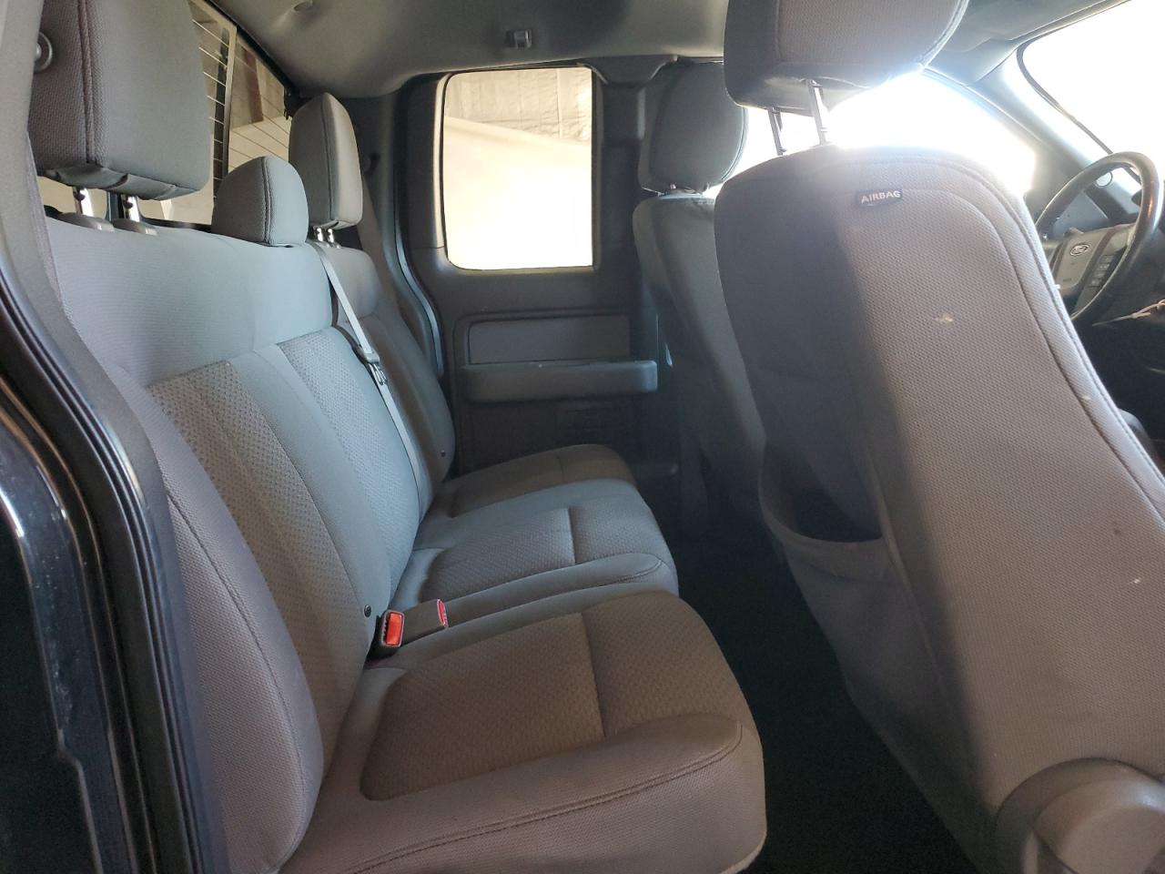 2013 Ford F150 Super Cab VIN: 1FTFX1EF0DFC96598 Lot: 82693595