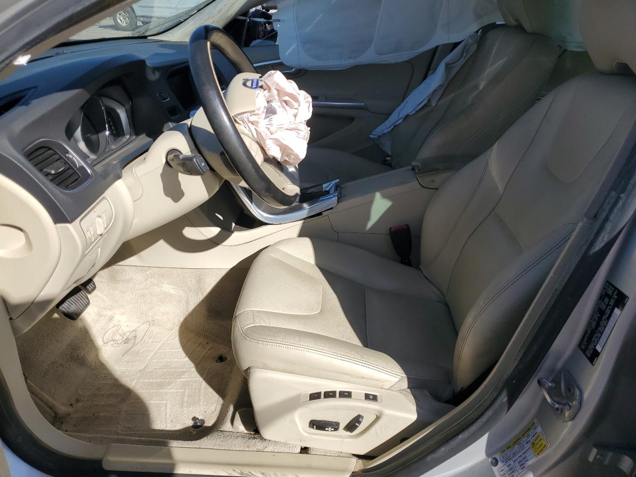 2016 Volvo S60 Premier VIN: YV126MFK7G2393155 Lot: 90290485