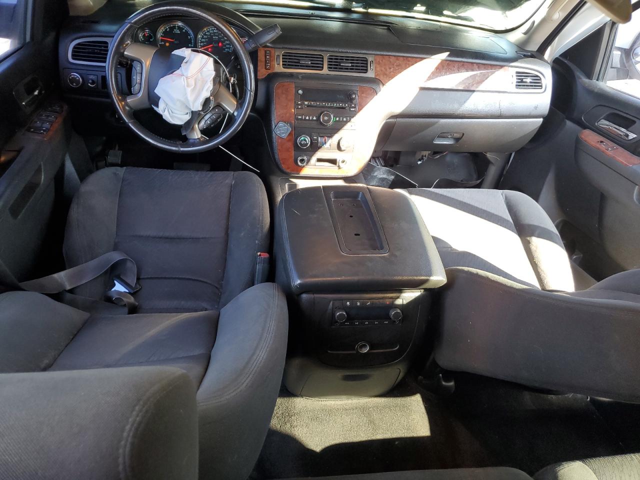 2011 Chevrolet Tahoe C1500 Ls VIN: 1GNSCAE0XBR187896 Lot: 84927365