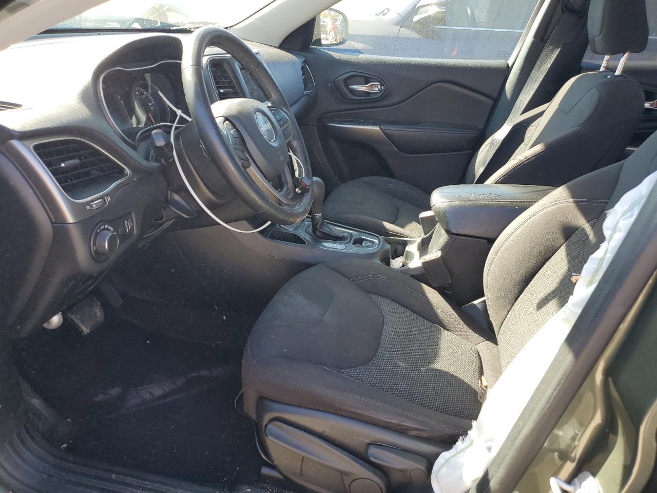 2020 Jeep Cherokee Latitude VIN: 1C4PJLCB1LD525382 Lot: 86704105