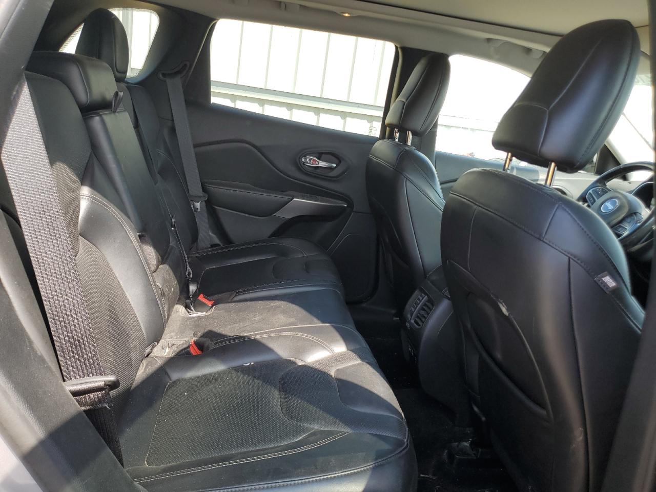 2021 Jeep Cherokee Limited VIN: 1C4PJMDX2MD126319 Lot: 84216075